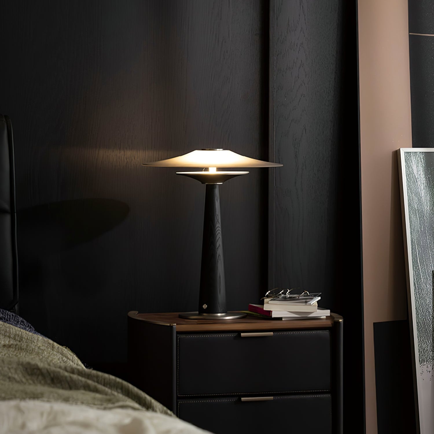 WOW Kizu Peak Table Lamp