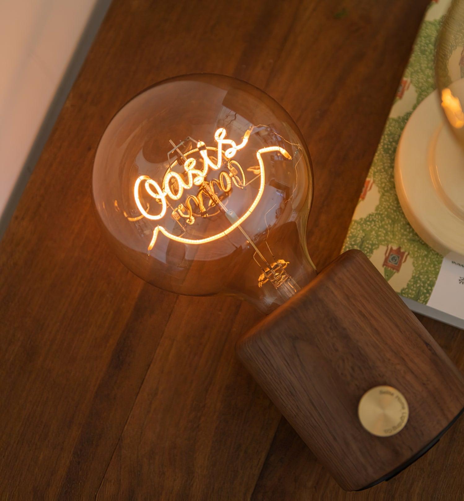 WOW Kuitt Smiley Built-in Battery Table Lamp