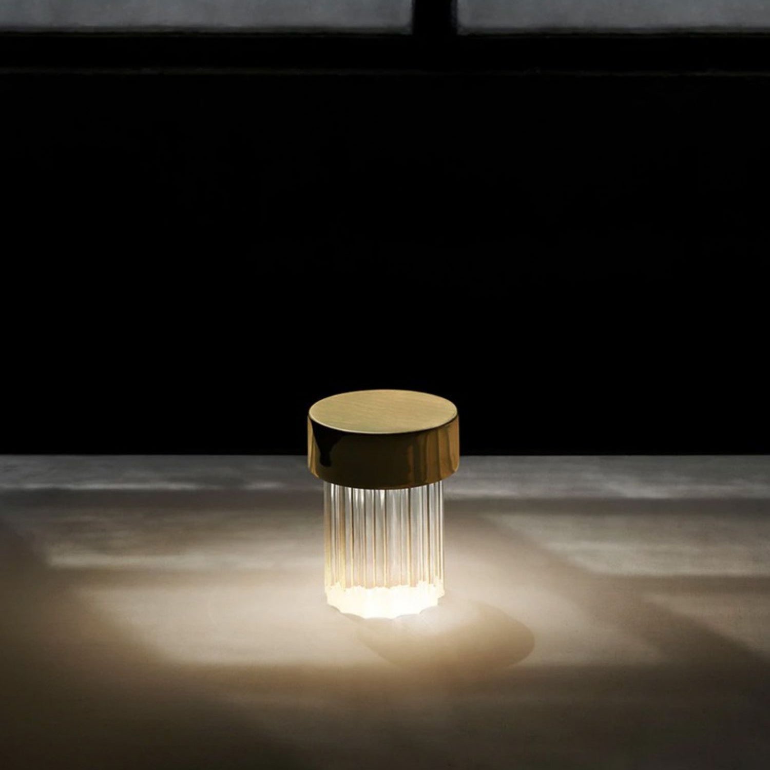 WOW Last Order Portable Table Lamp