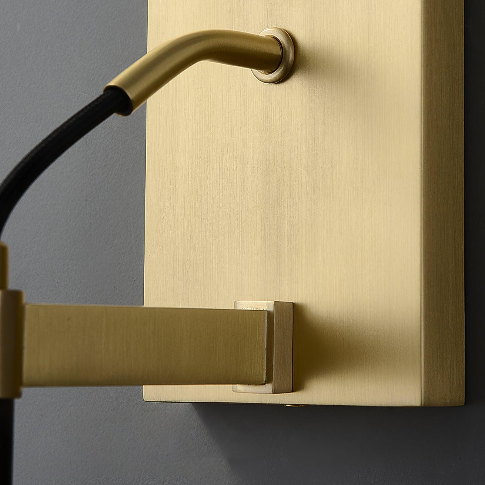 WOW Lavilla Wall Lamp