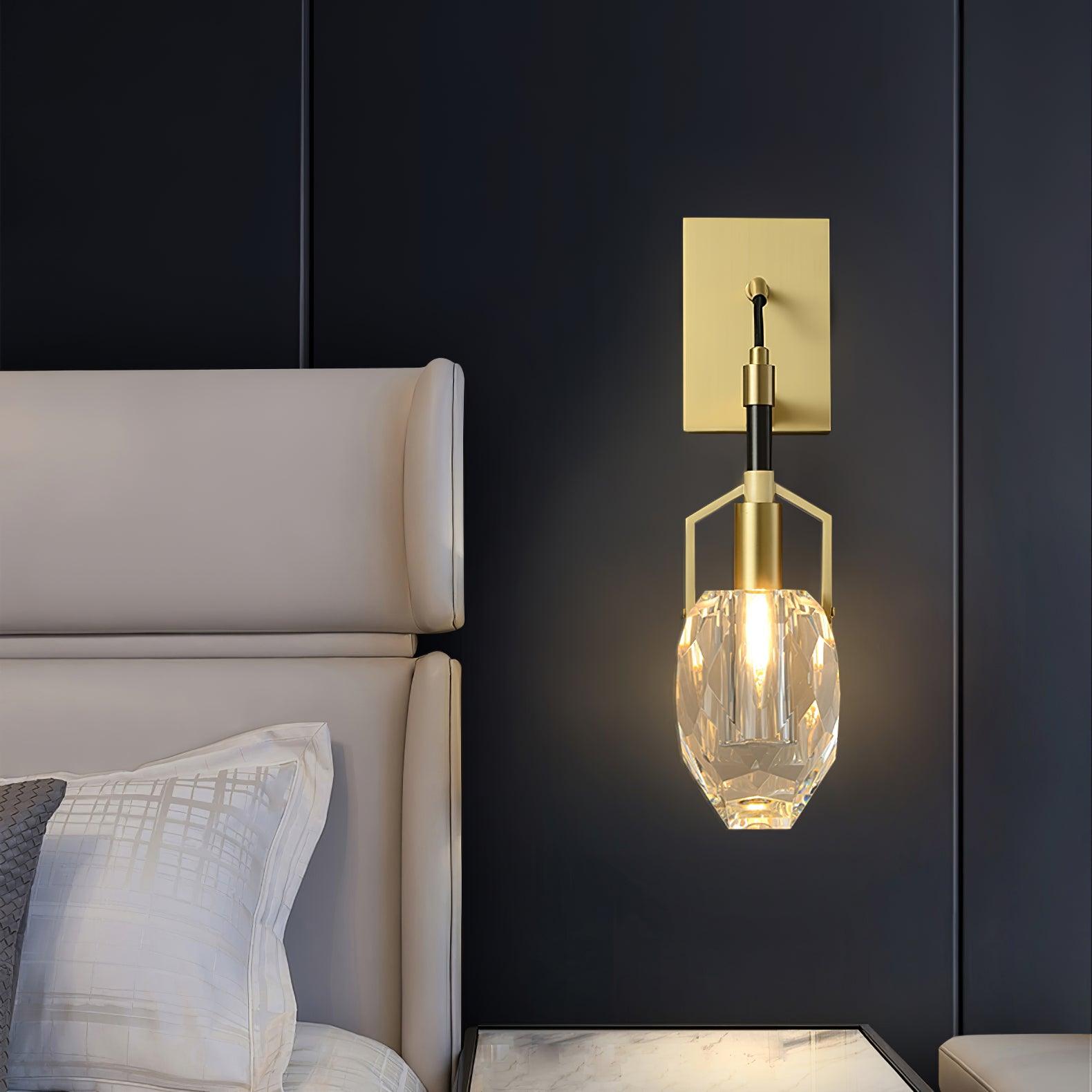 WOW Lavilla Wall Lamp