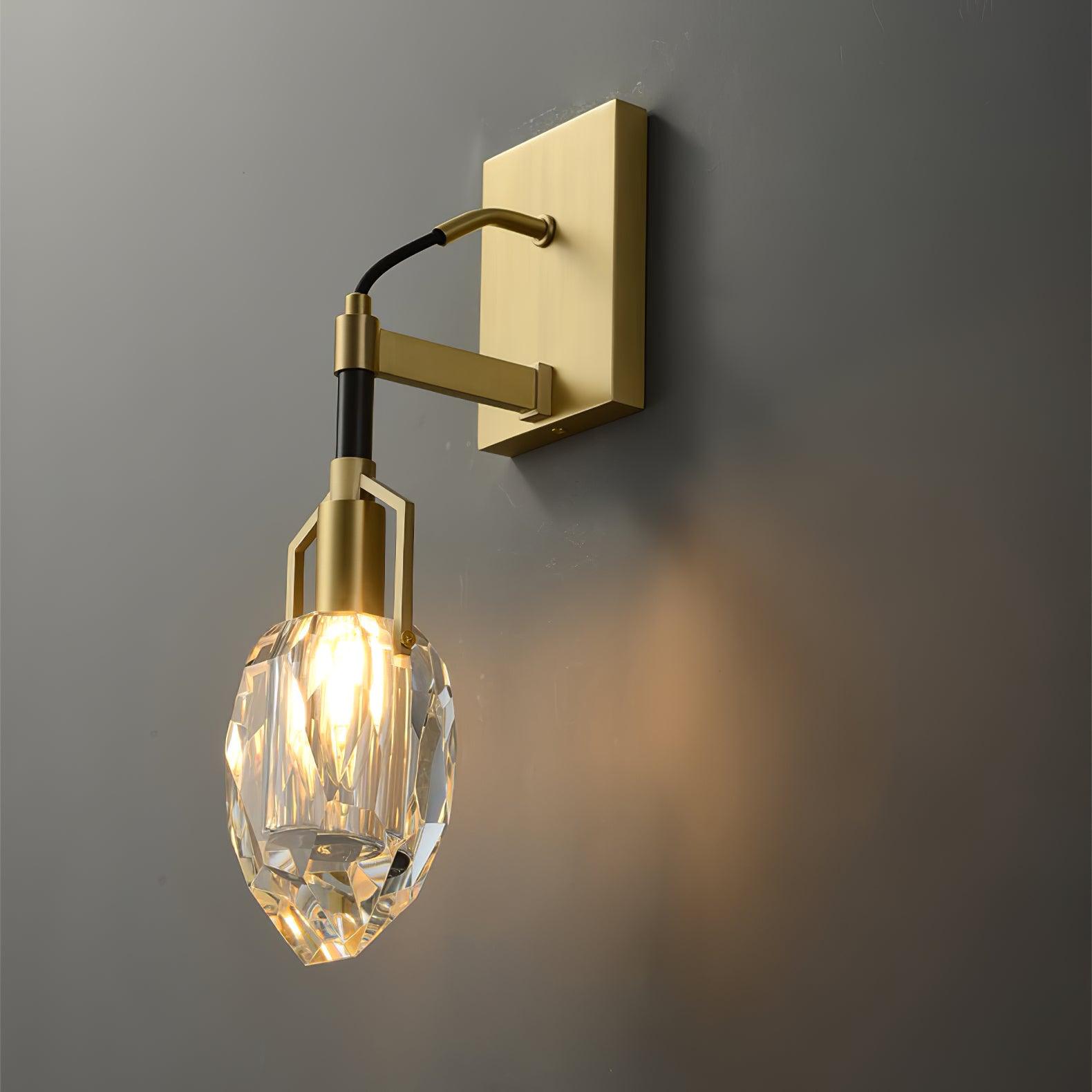 WOW Lavilla Wall Lamp