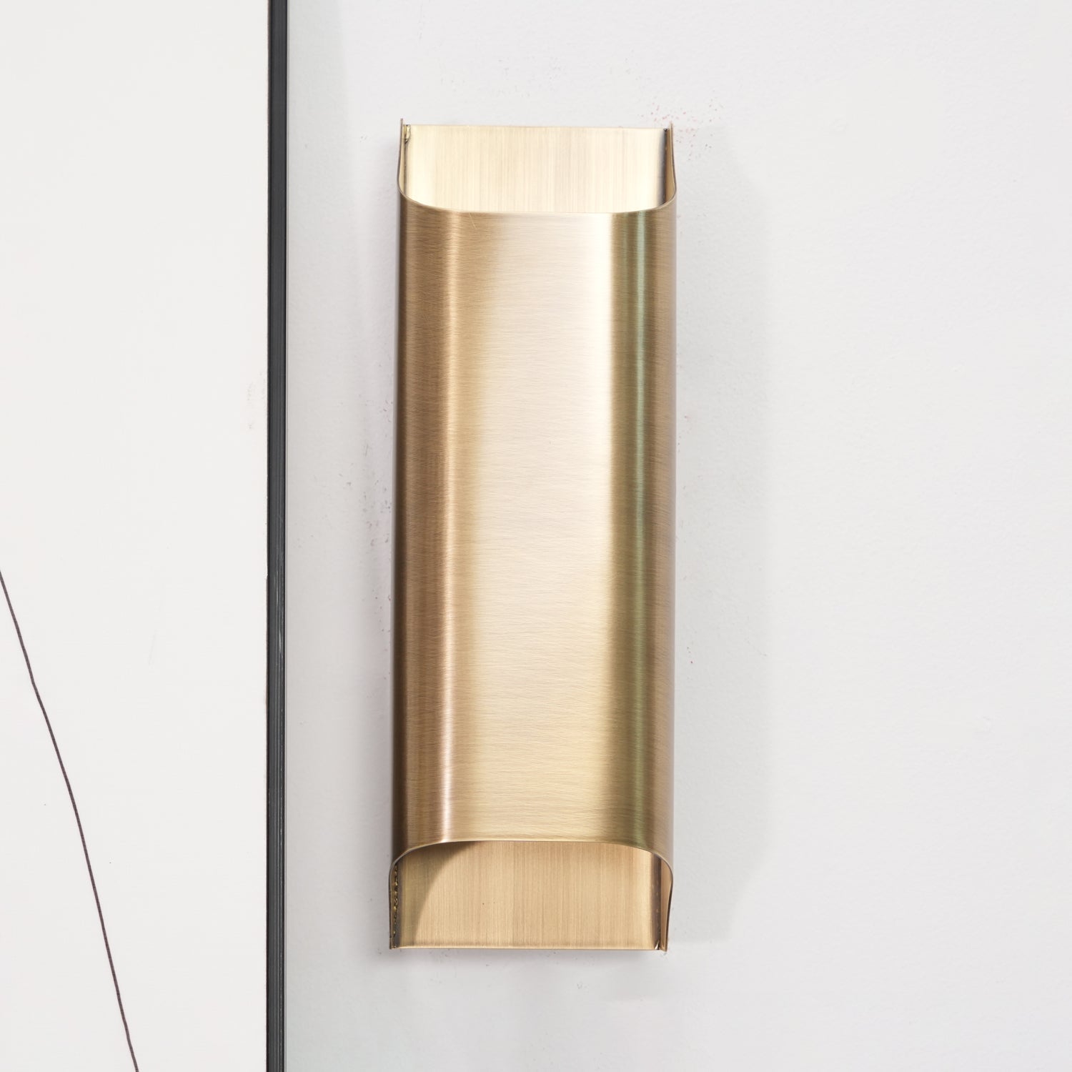 WOW Leclerc Brass Wall Lamp