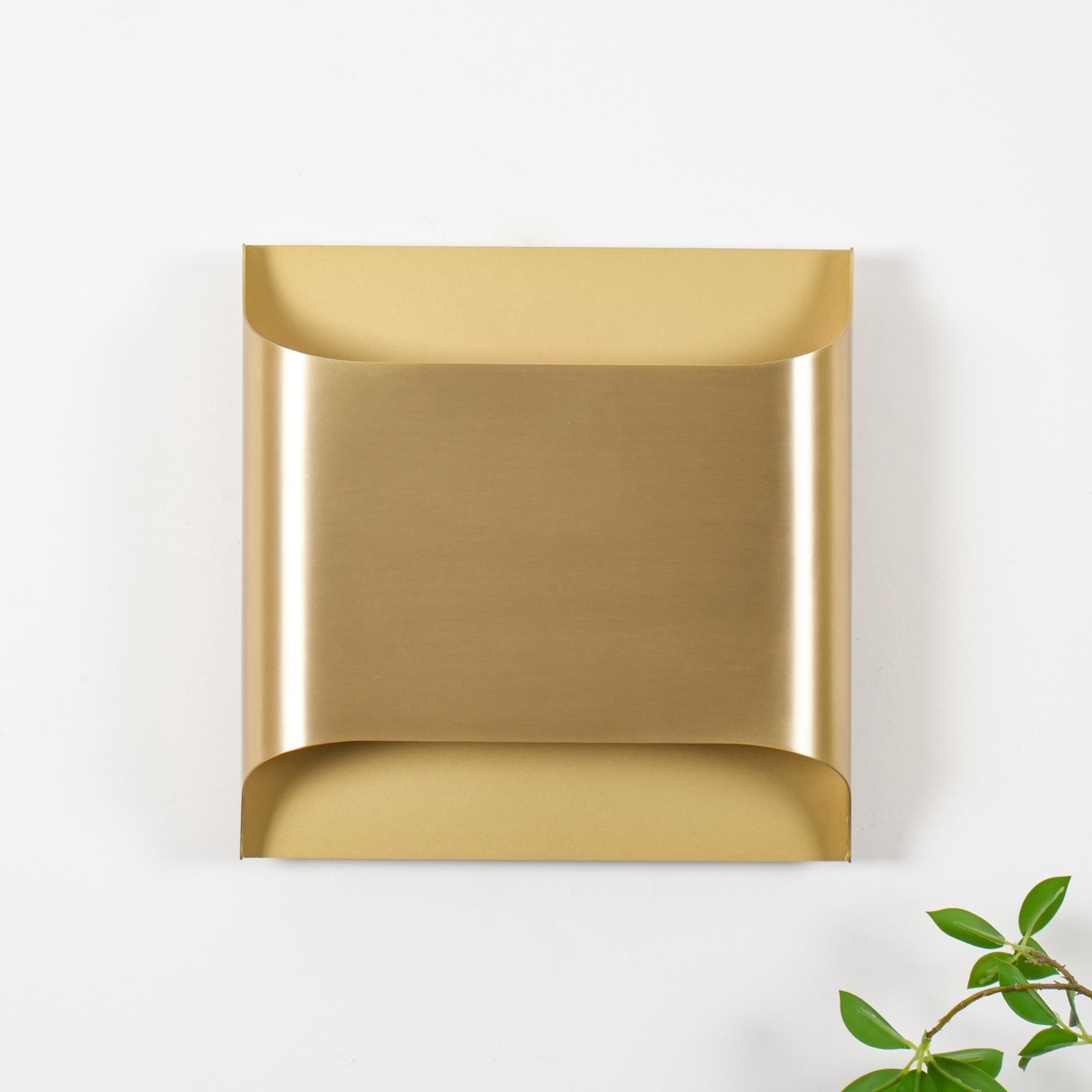 WOW Leclerc Brass Wall Lamp