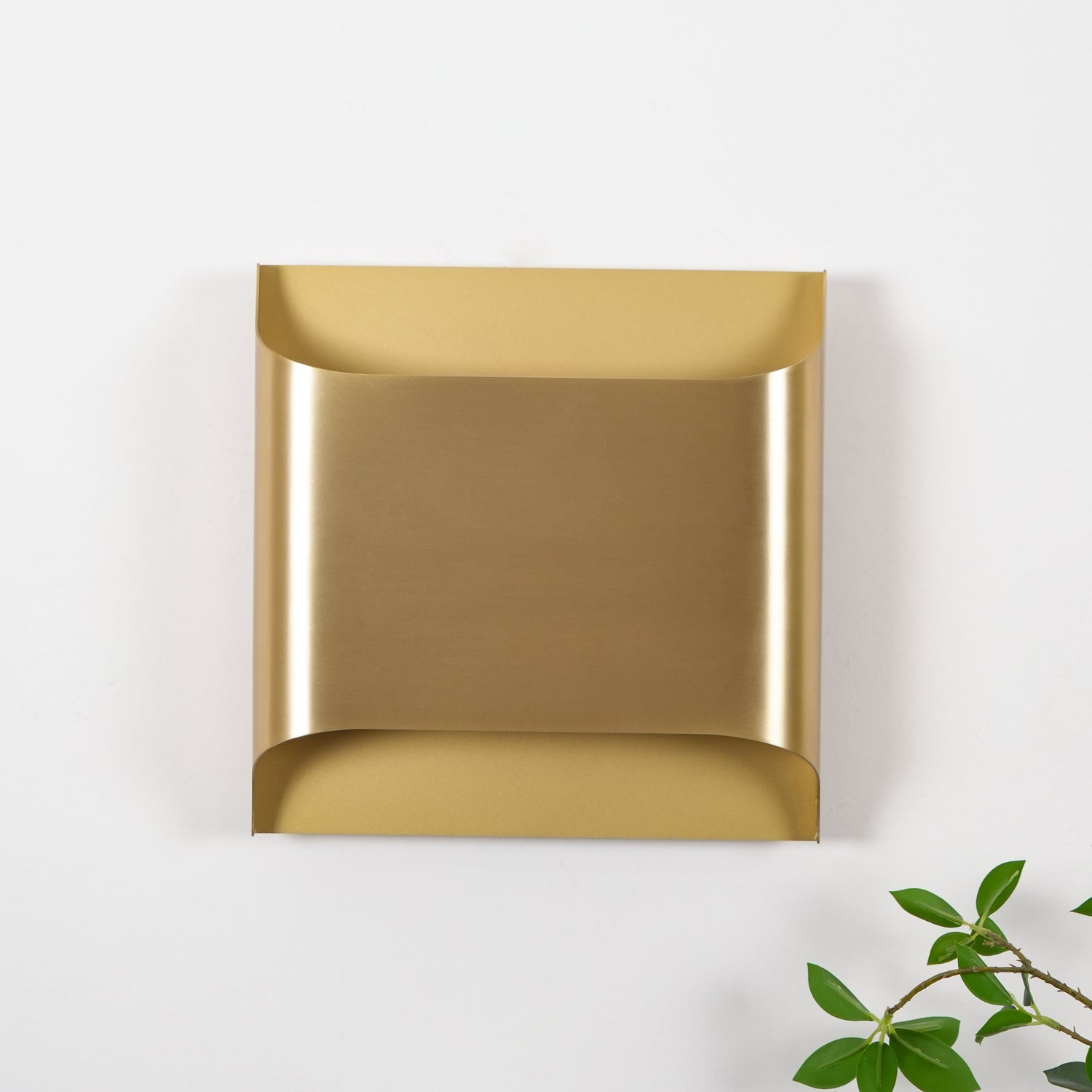 WOW Leclerc Brass Wall Lamp