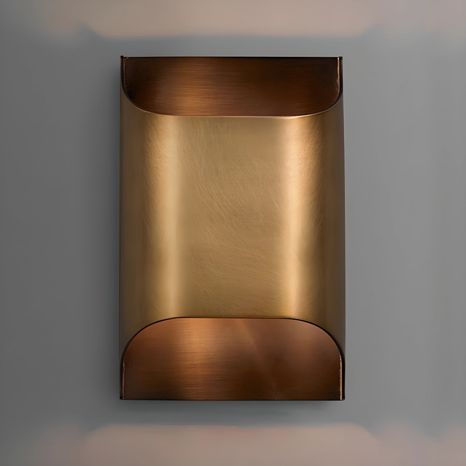WOW Leclerc Brass Wall Lamp