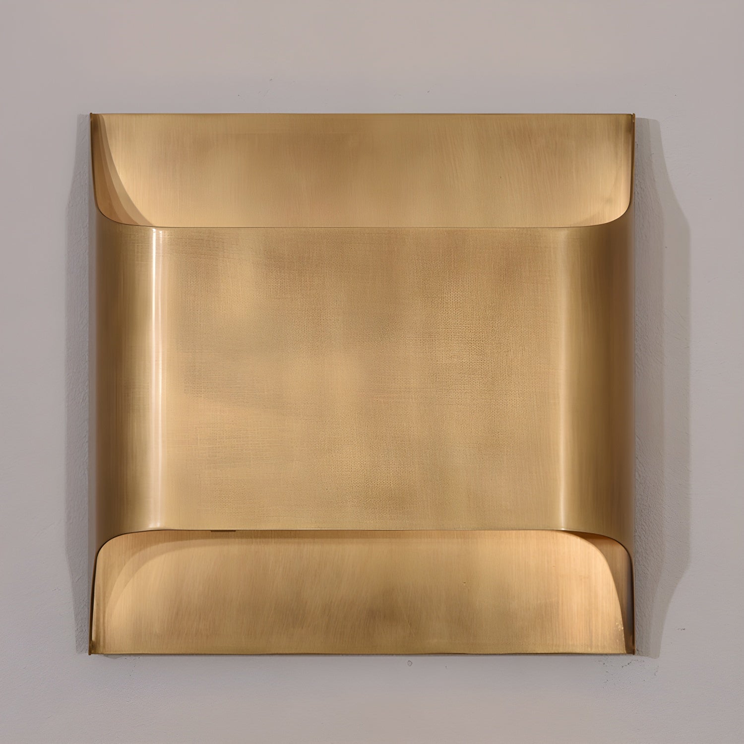 WOW Leclerc Brass Wall Lamp