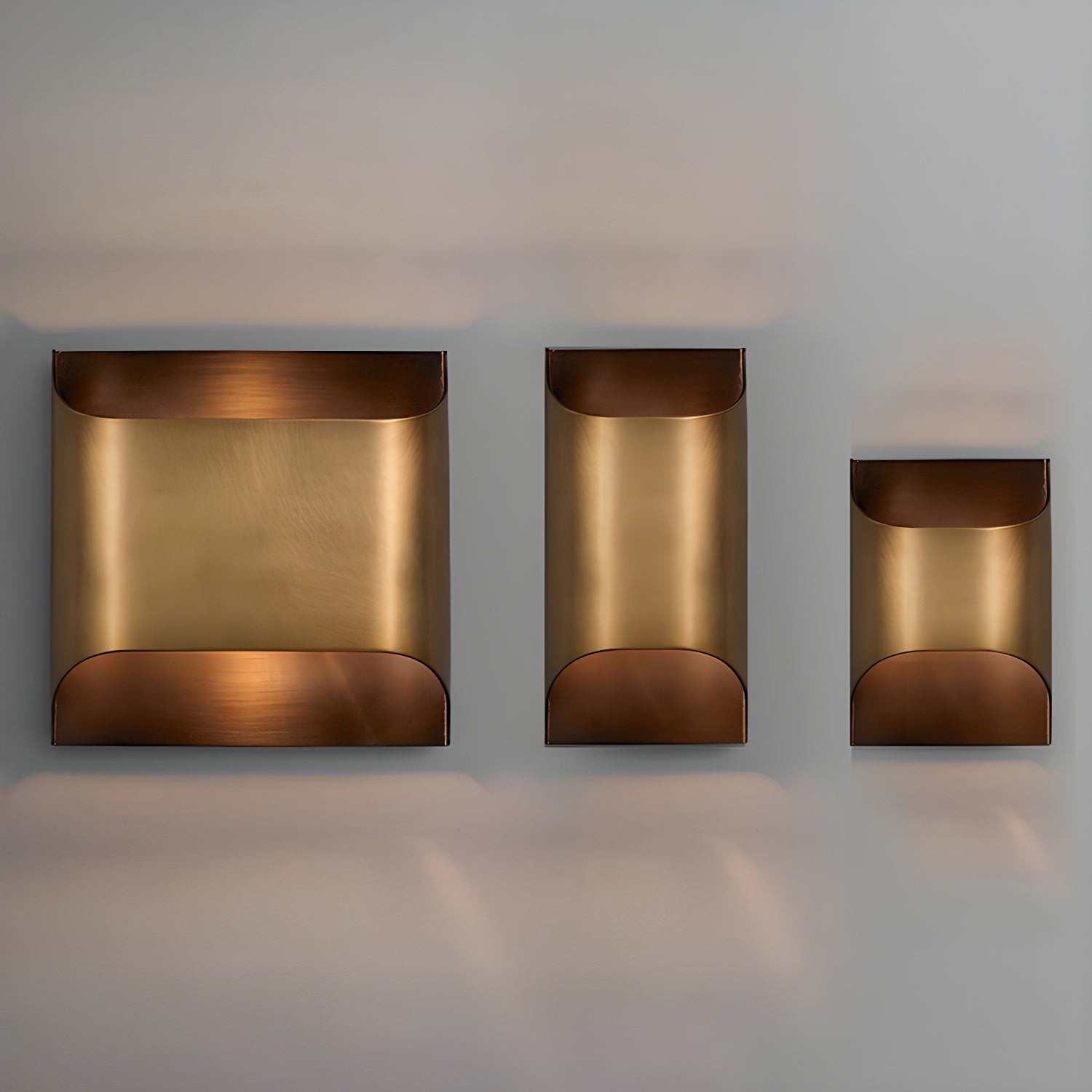 WOW Leclerc Brass Wall Lamp