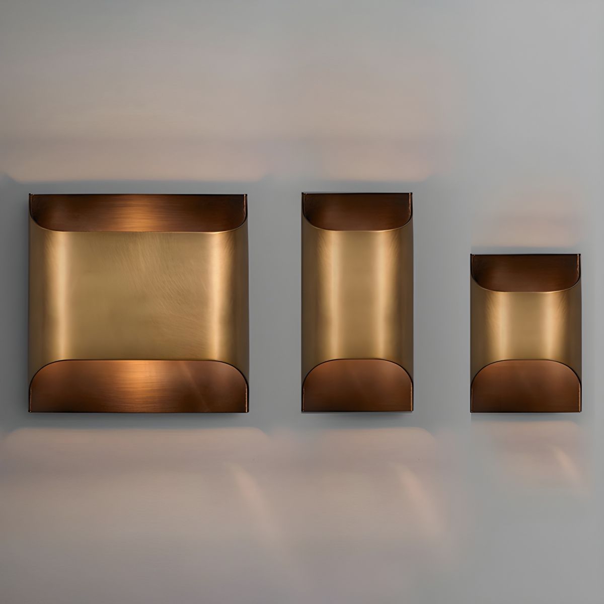 WOW Leclerc Brass Wall Lamp