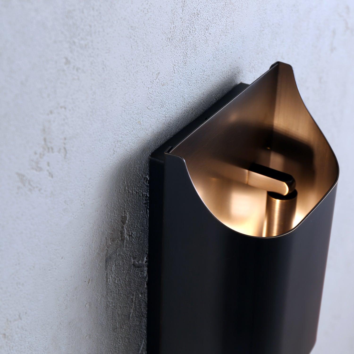 WOW Leclerc Brass Wall Lamp