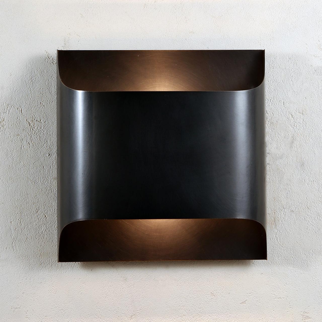 WOW Leclerc Brass Wall Lamp