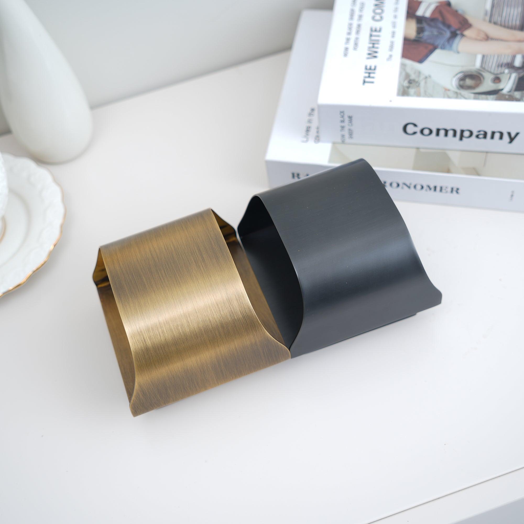 WOW Leclerc Brass Wall Lamp