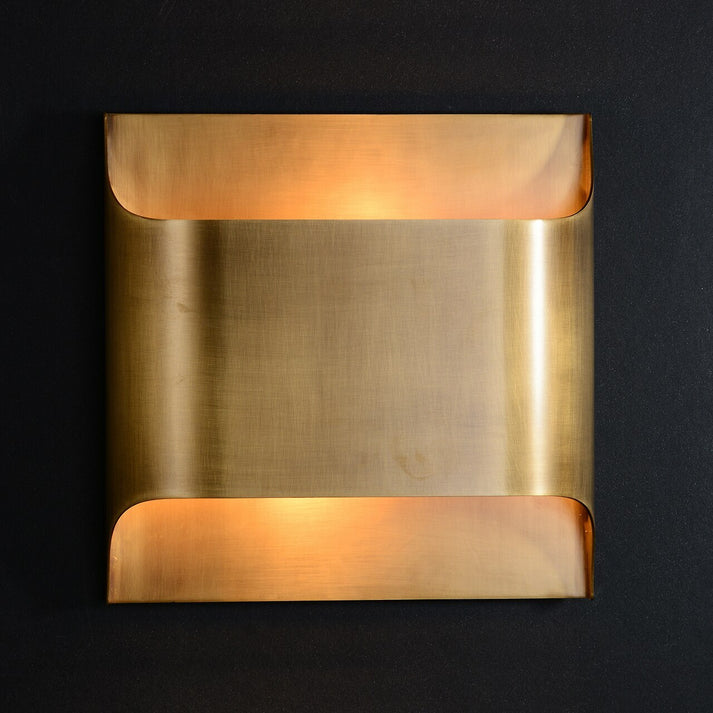 WOW Leclerc Brass Wall Lamp