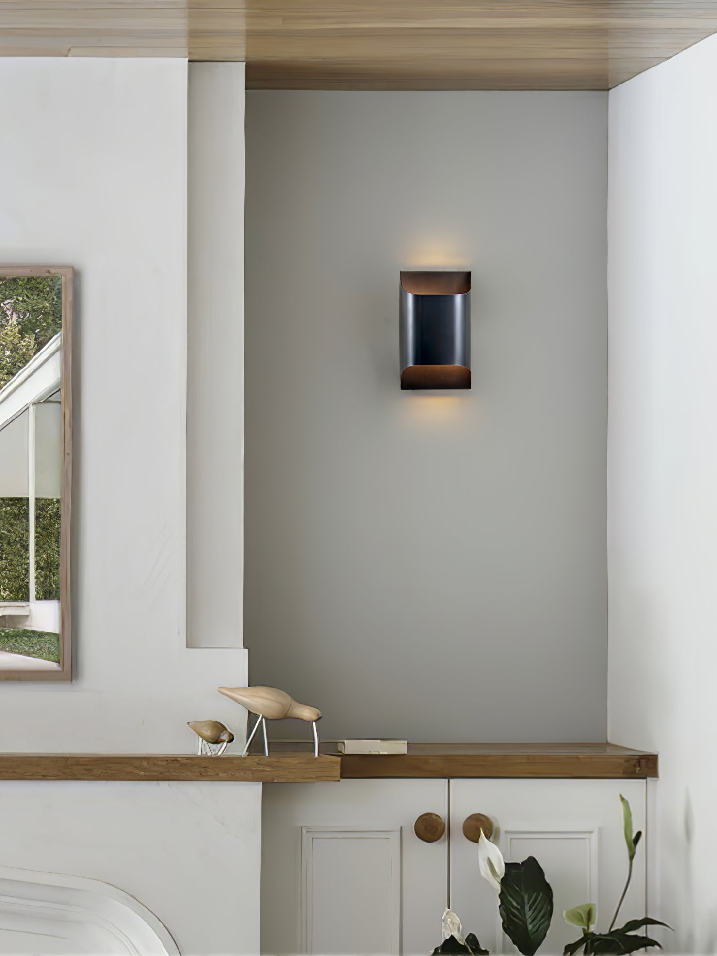 WOW Leclerc Brass Wall Lamp