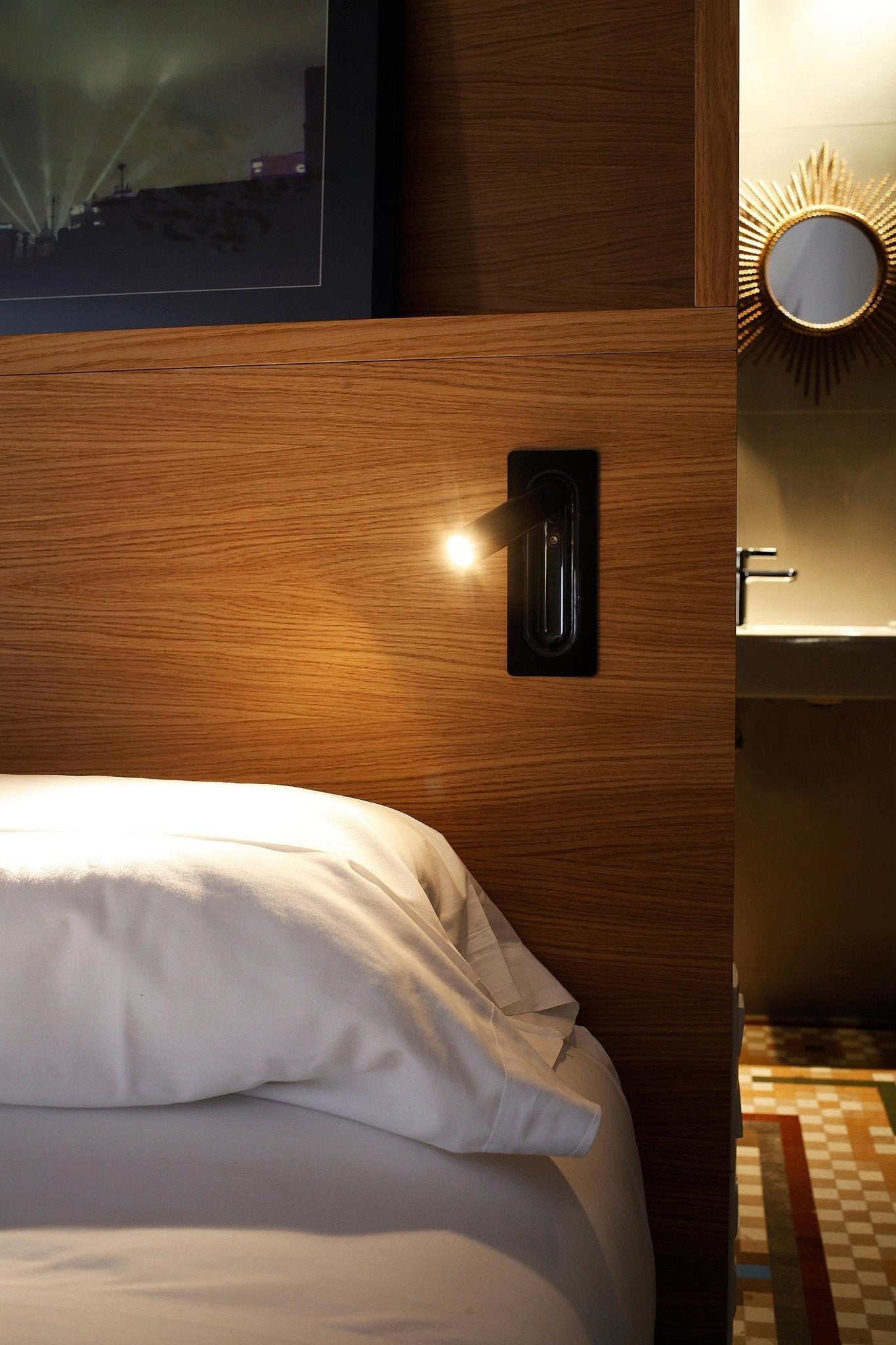 WOW OmniLux Reading Lamp