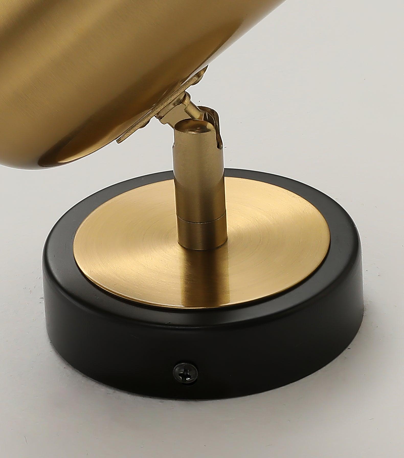 WOW Leonardo Gold Wall Lamp