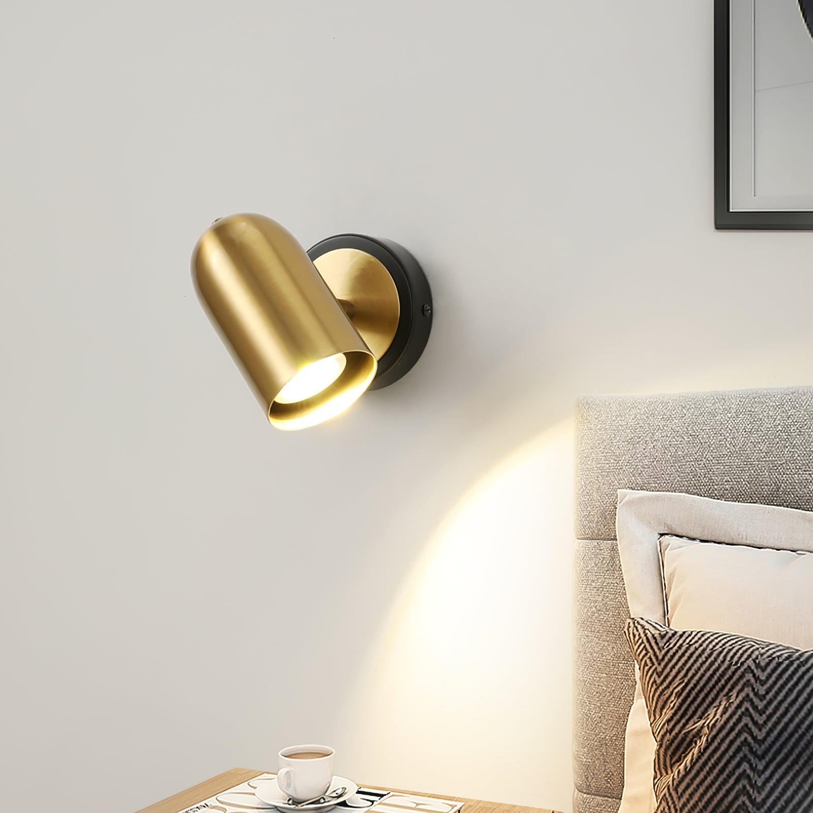 WOW Leonardo Gold Wall Lamp