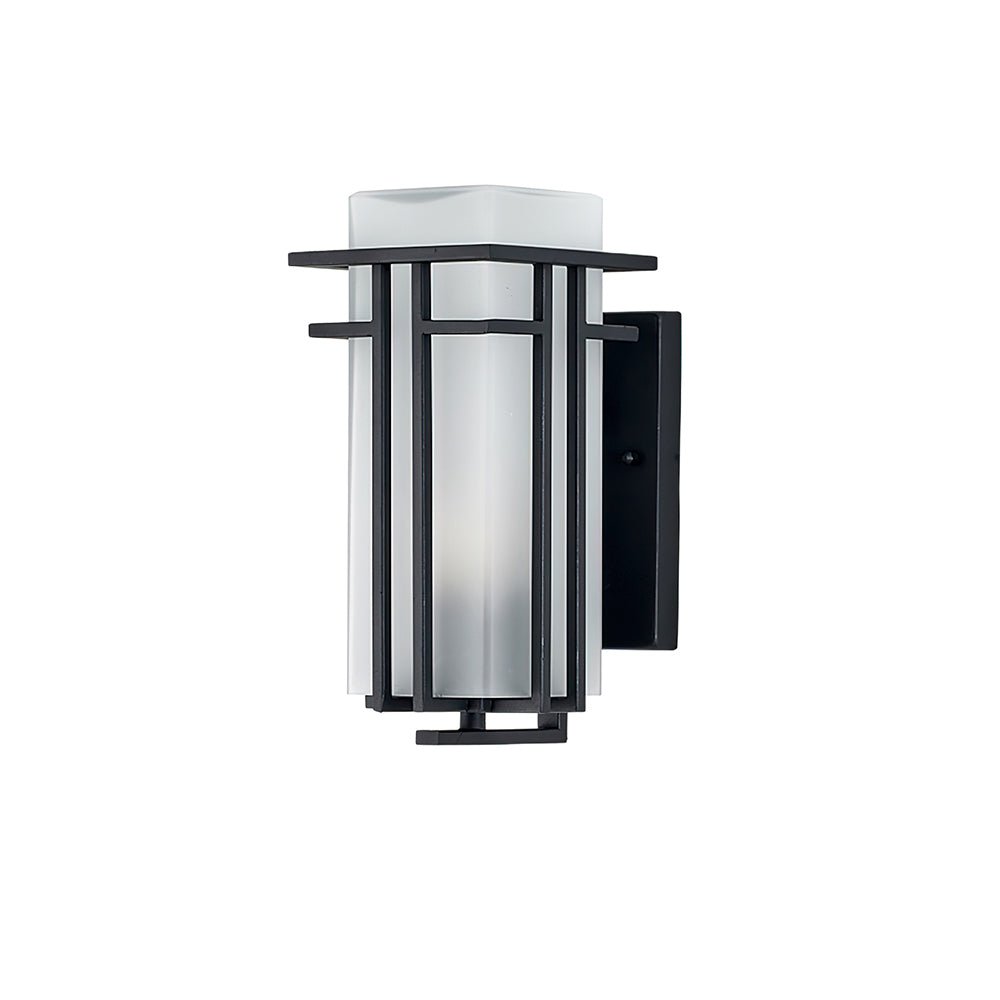 WOW Linden Outdoor Wall Lamp