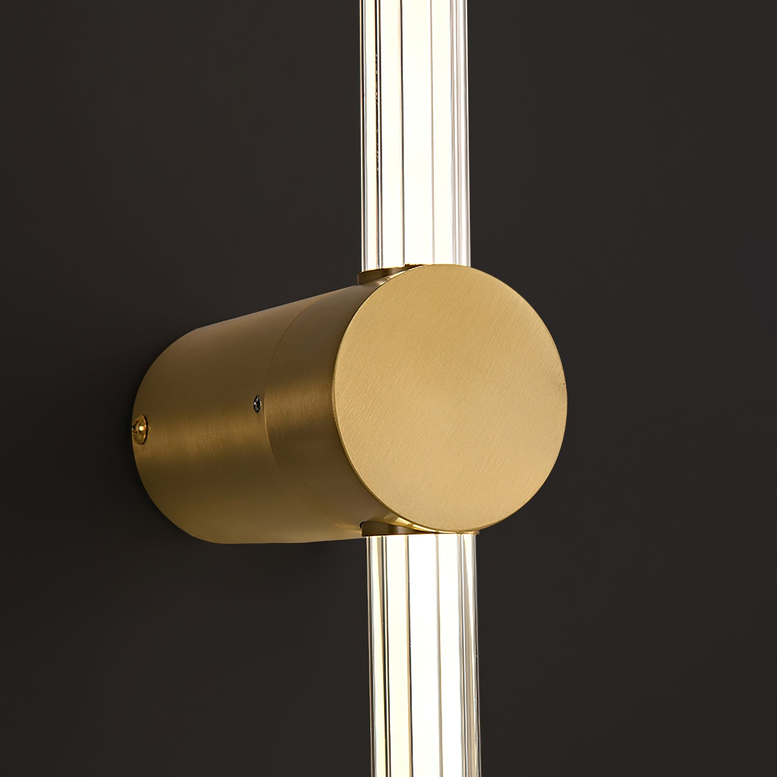 WOW Linear LED Rechargeable Sconce