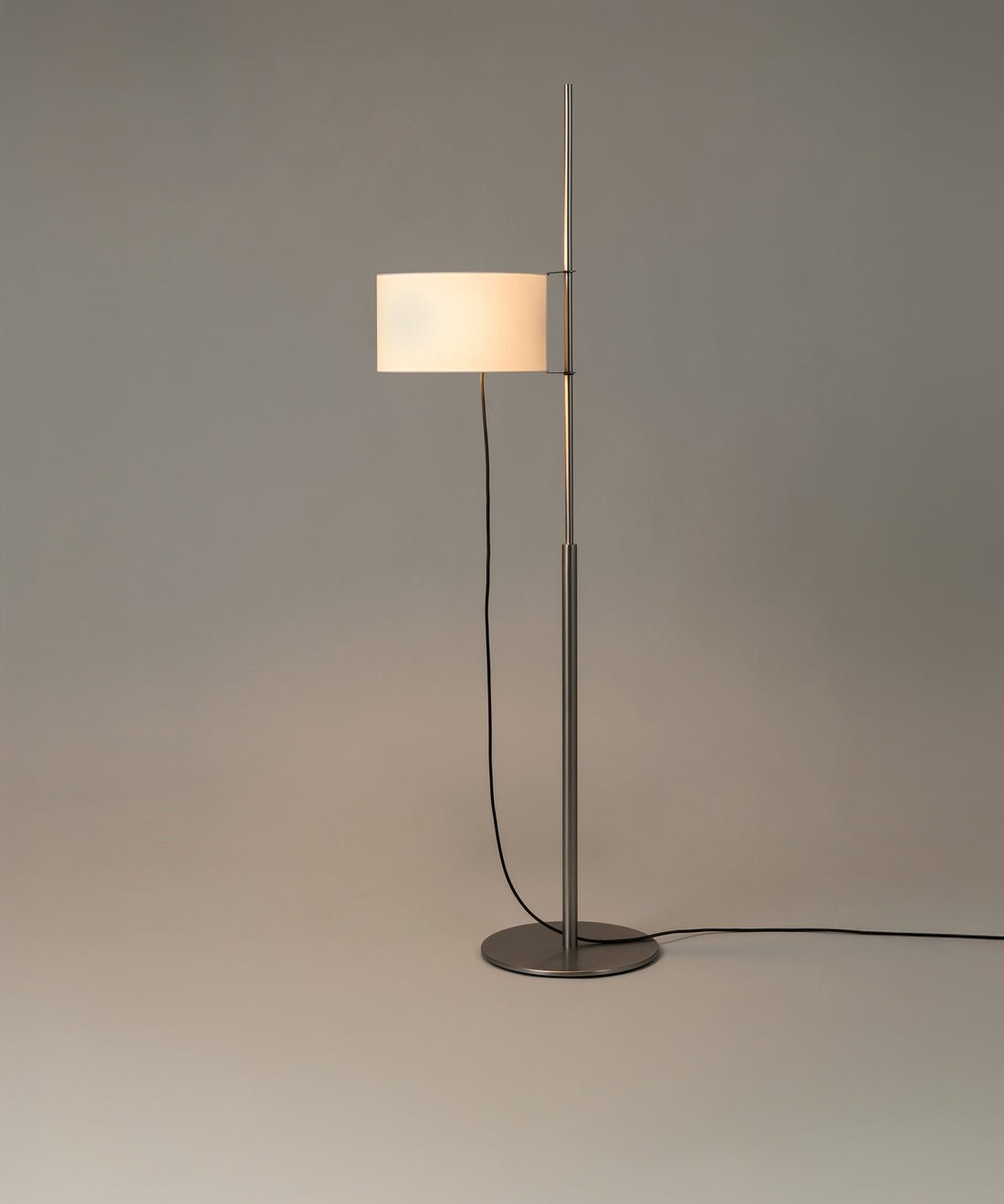 WOW Lino Arc Floor Lamp