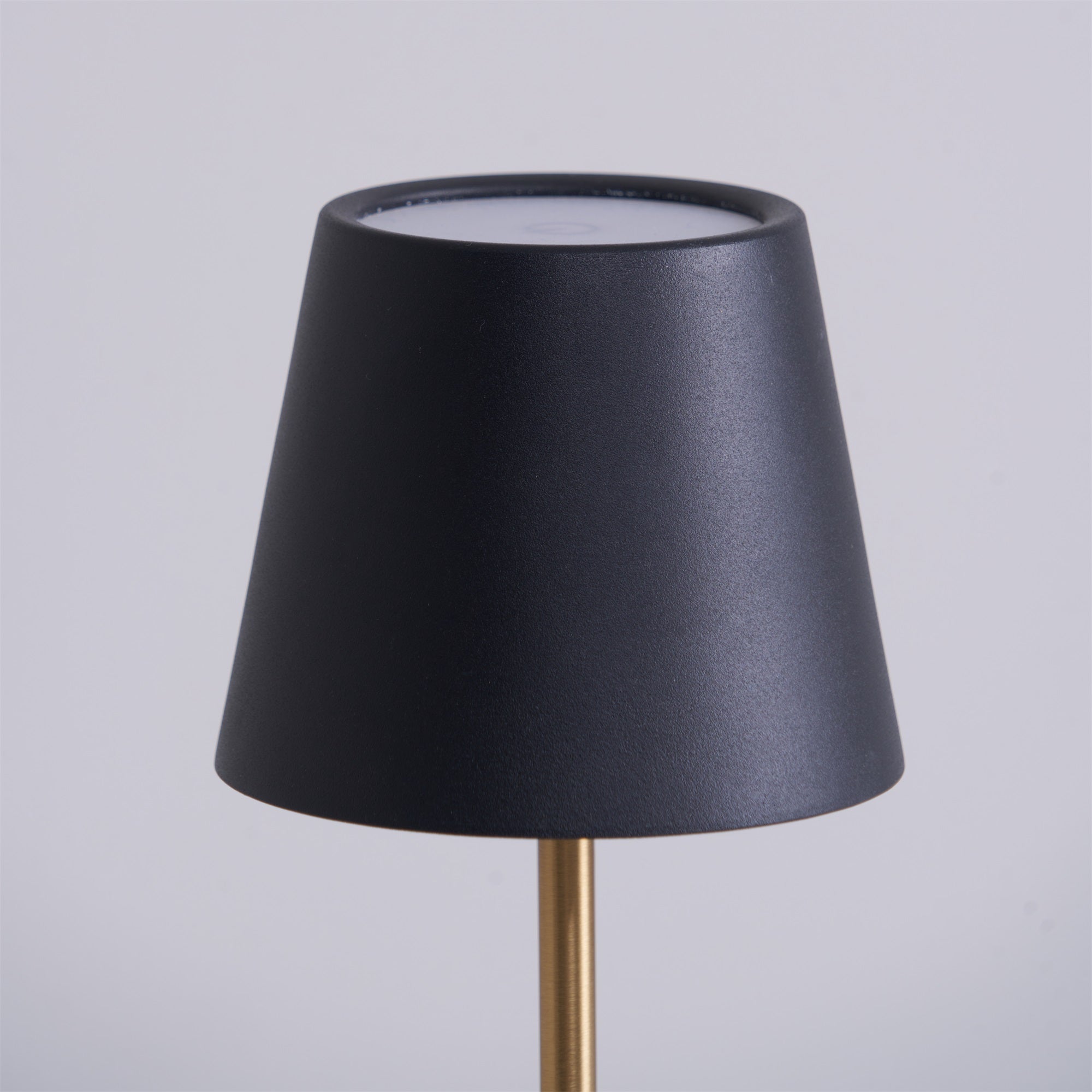 WOW Lirio Mini Marble Table Lamp