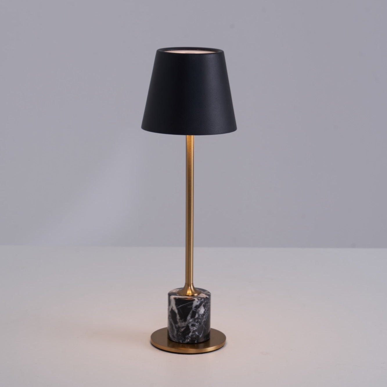 WOW Lirio Mini Marble Table Lamp