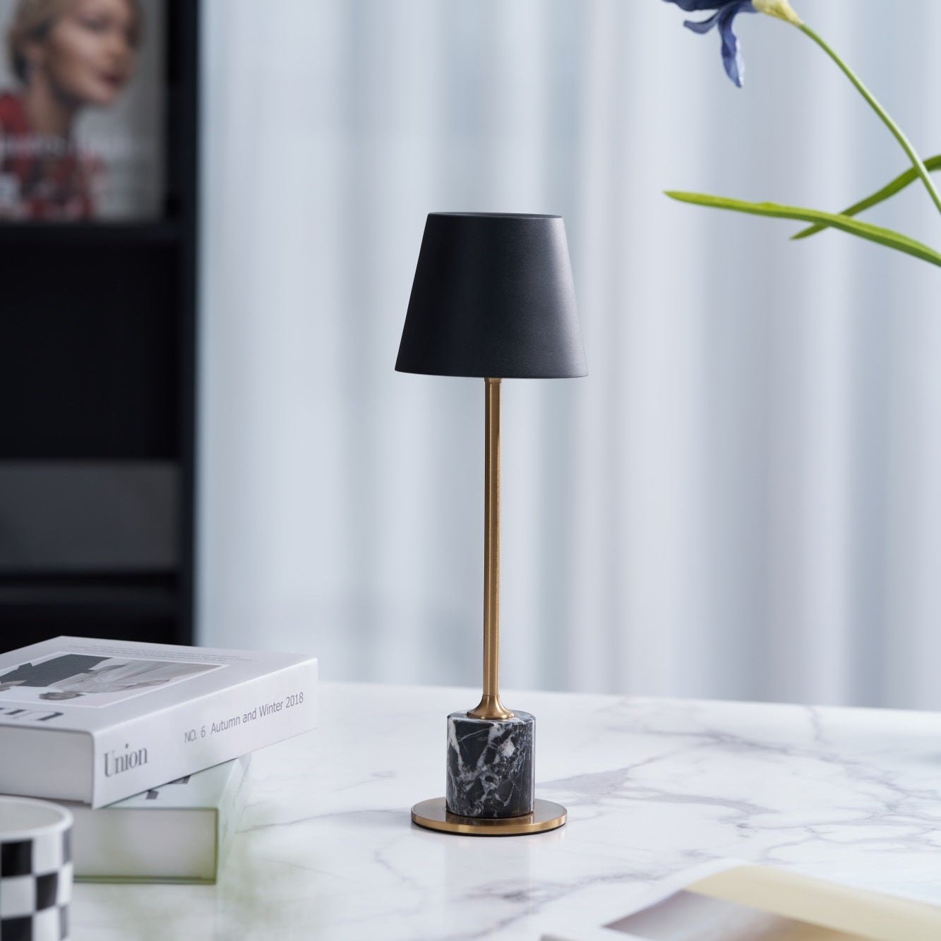 WOW Lirio Mini Marble Table Lamp