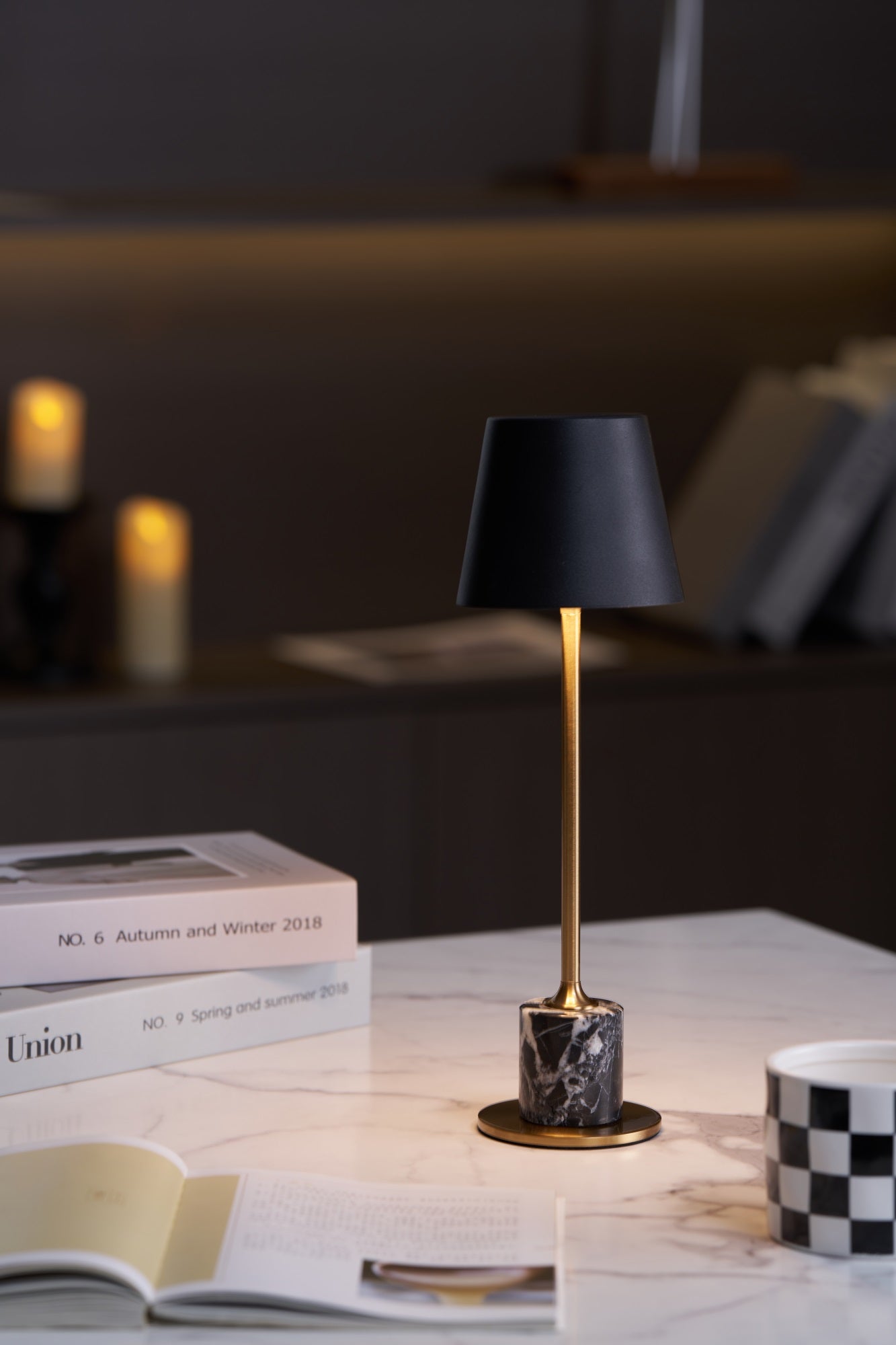 WOW Lirio Mini Marble Table Lamp
