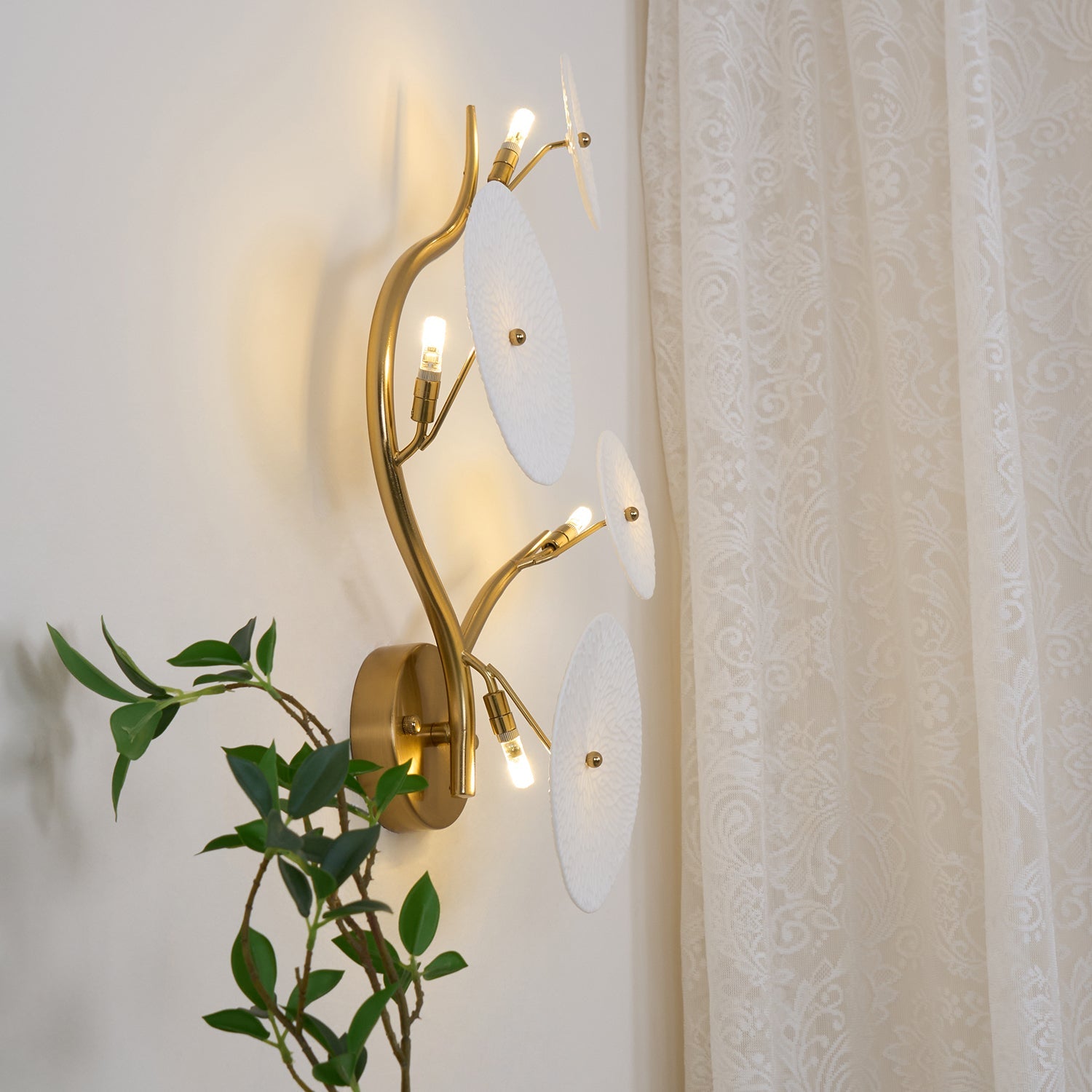 WOW Lotus Petal Wall Lamp
