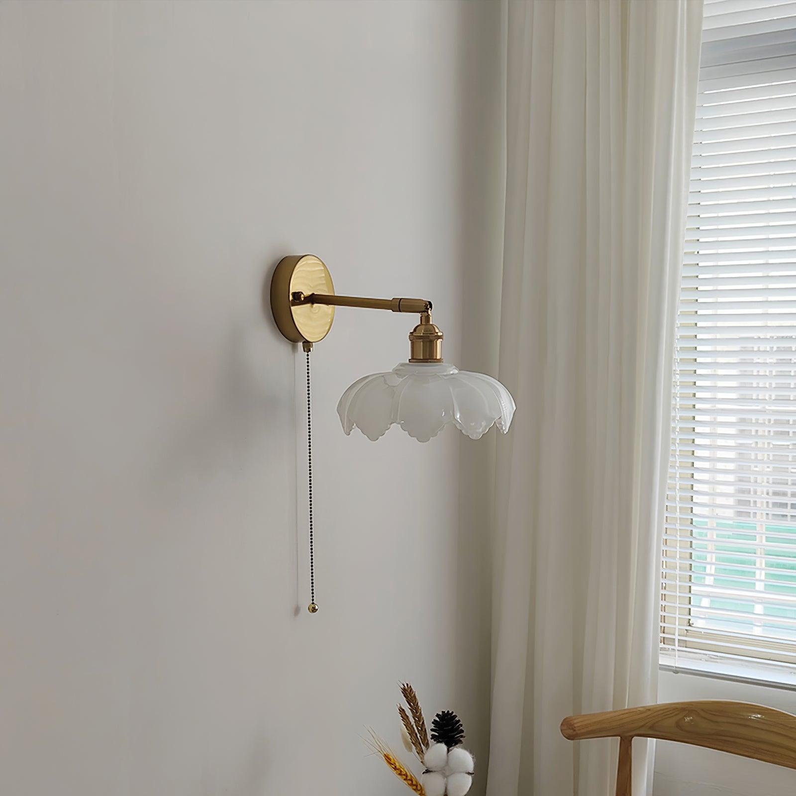 WOW Lotus Rotatable Wall Lamp