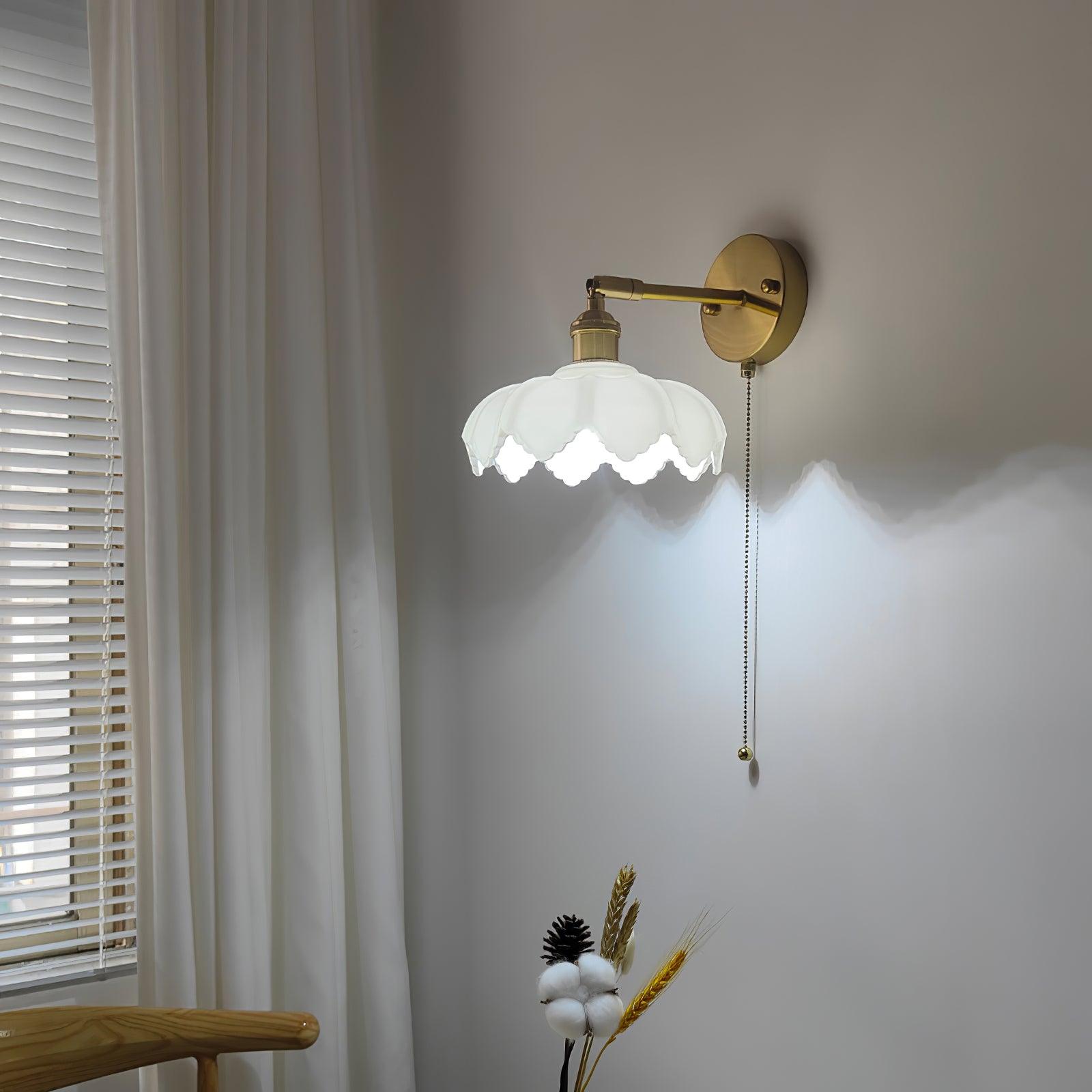 WOW Lotus Rotatable Wall Lamp
