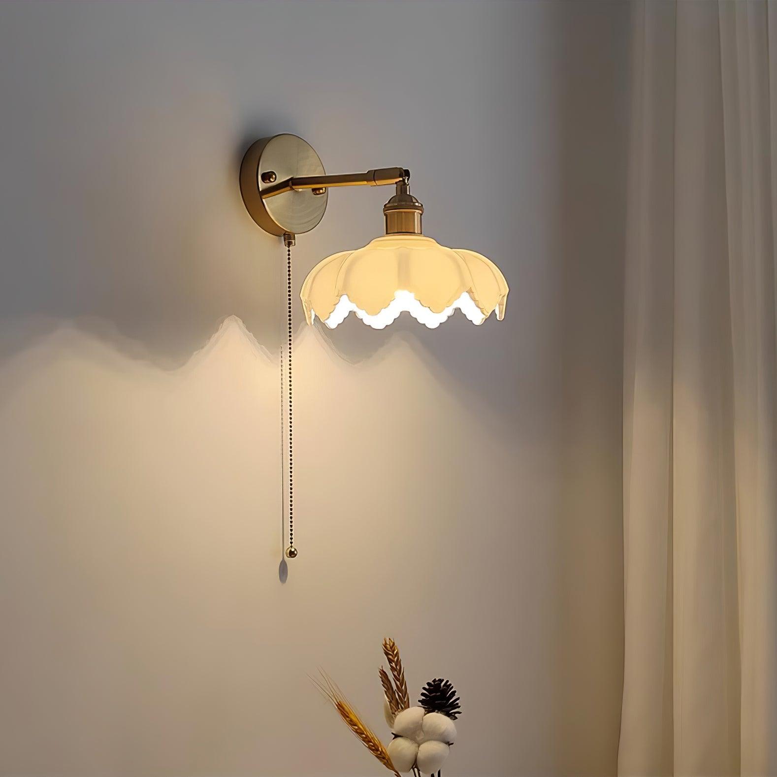 WOW Lotus Rotatable Wall Lamp