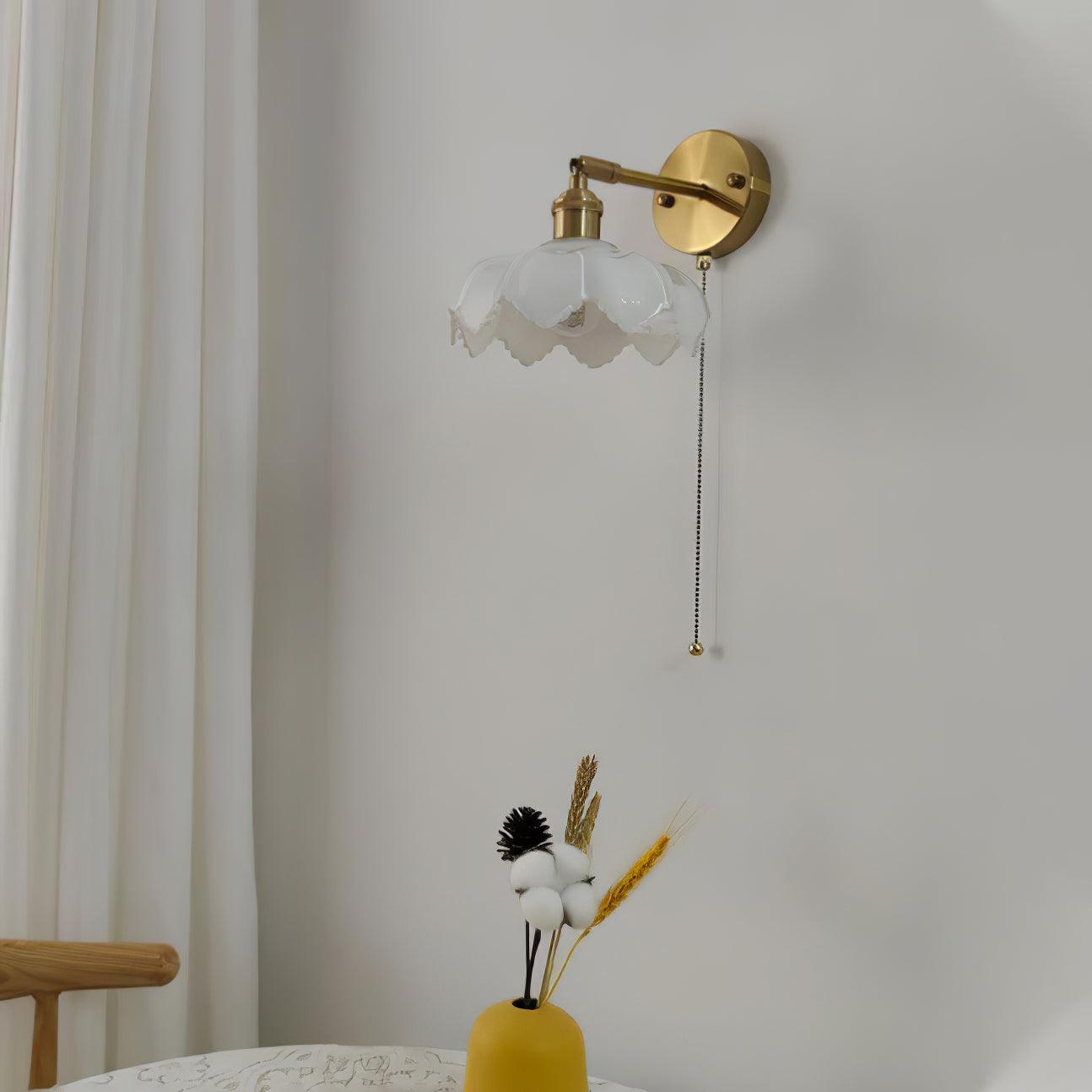 WOW Lotus Rotatable Wall Lamp