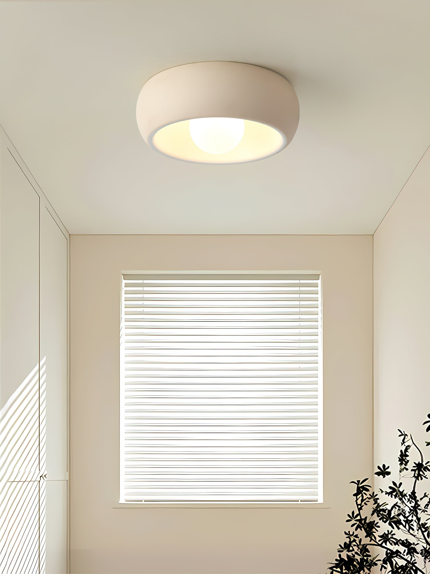 WOW Louis Round Ceiling Light
