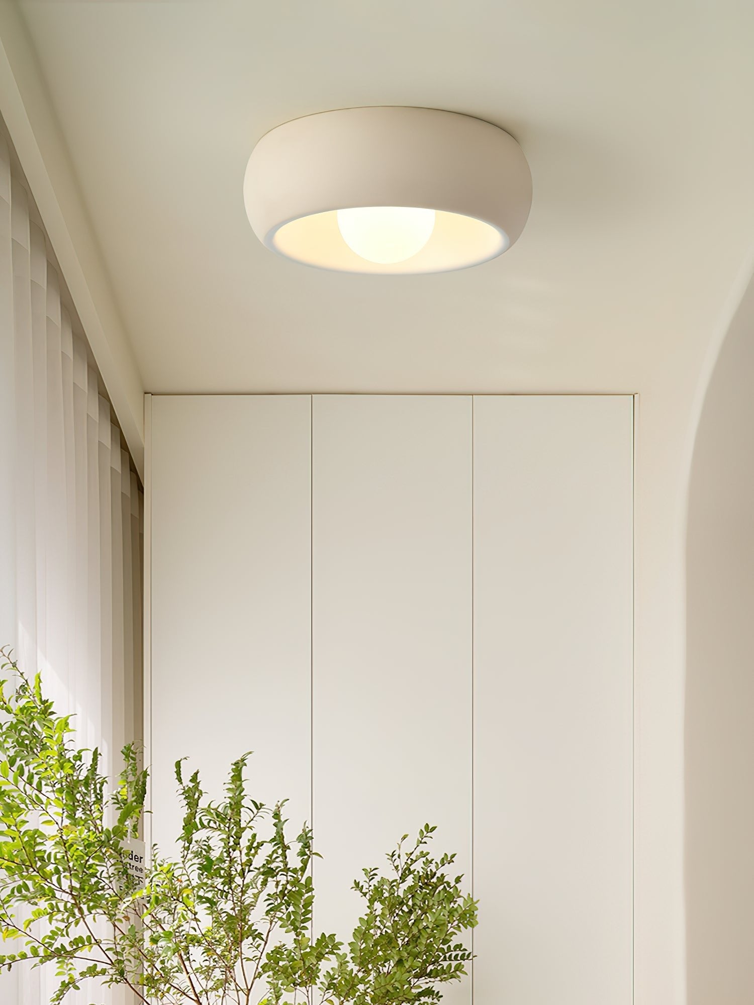 WOW Louis Round Ceiling Light