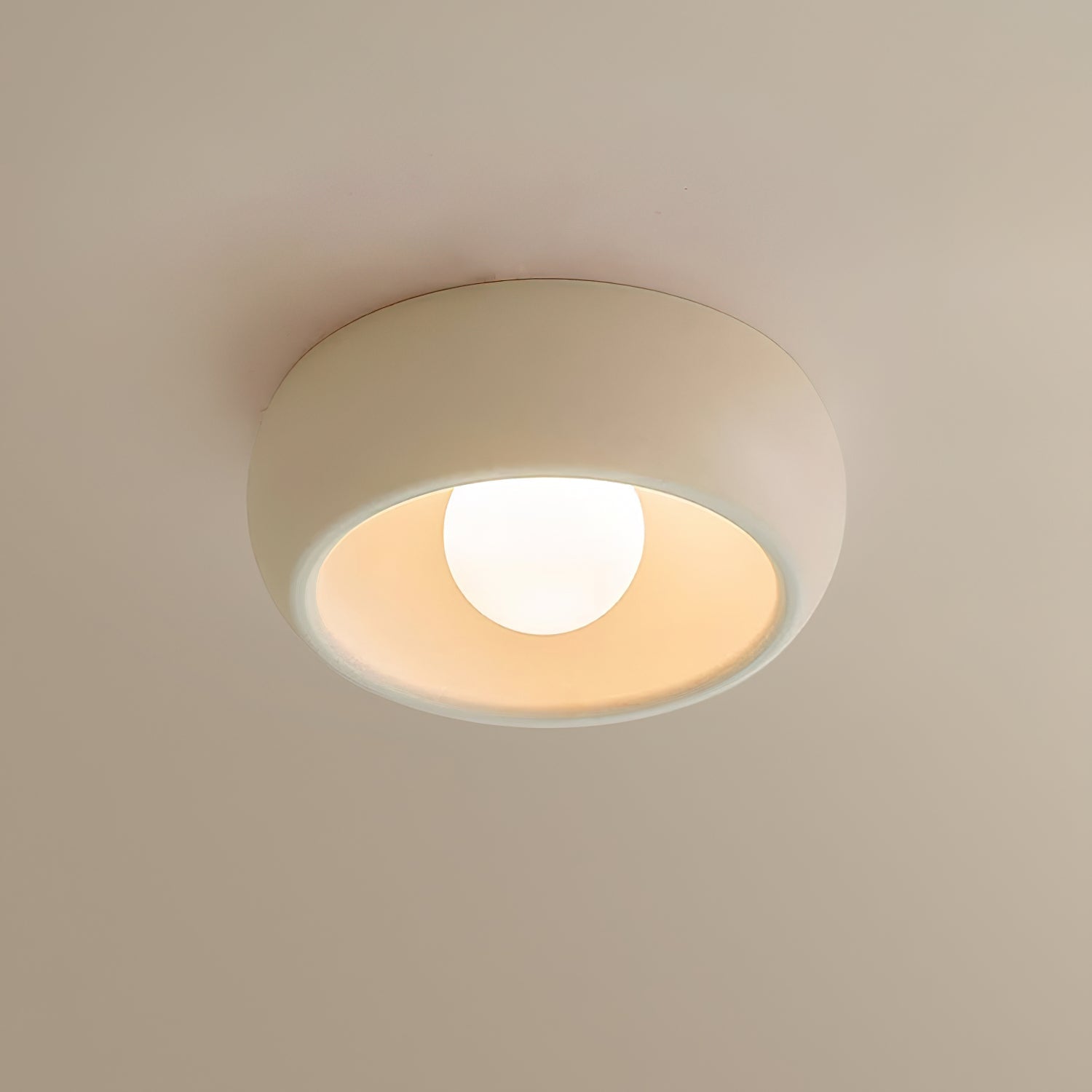 WOW Louis Round Ceiling Light