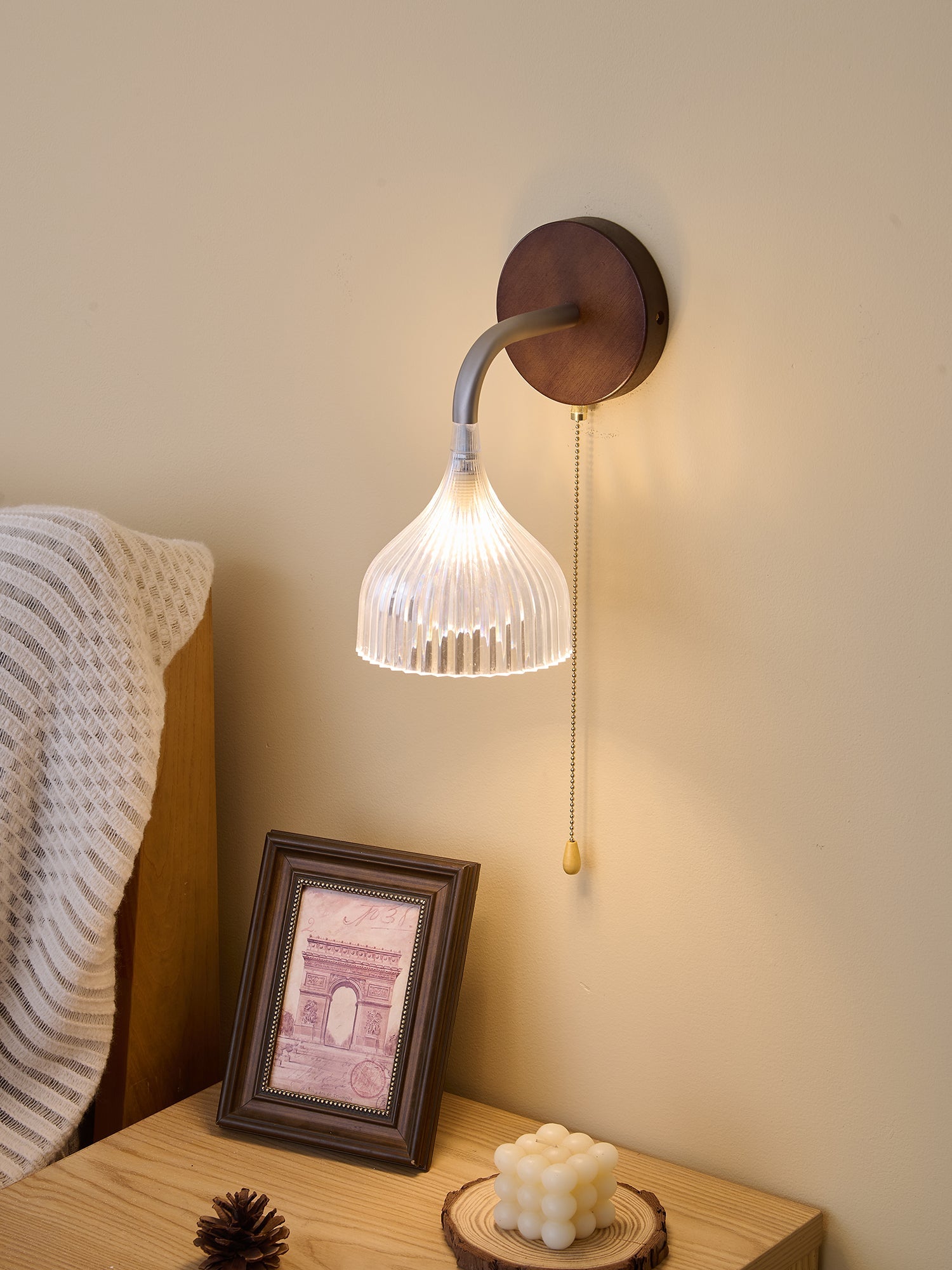 WOW Lucina Wall Lamp