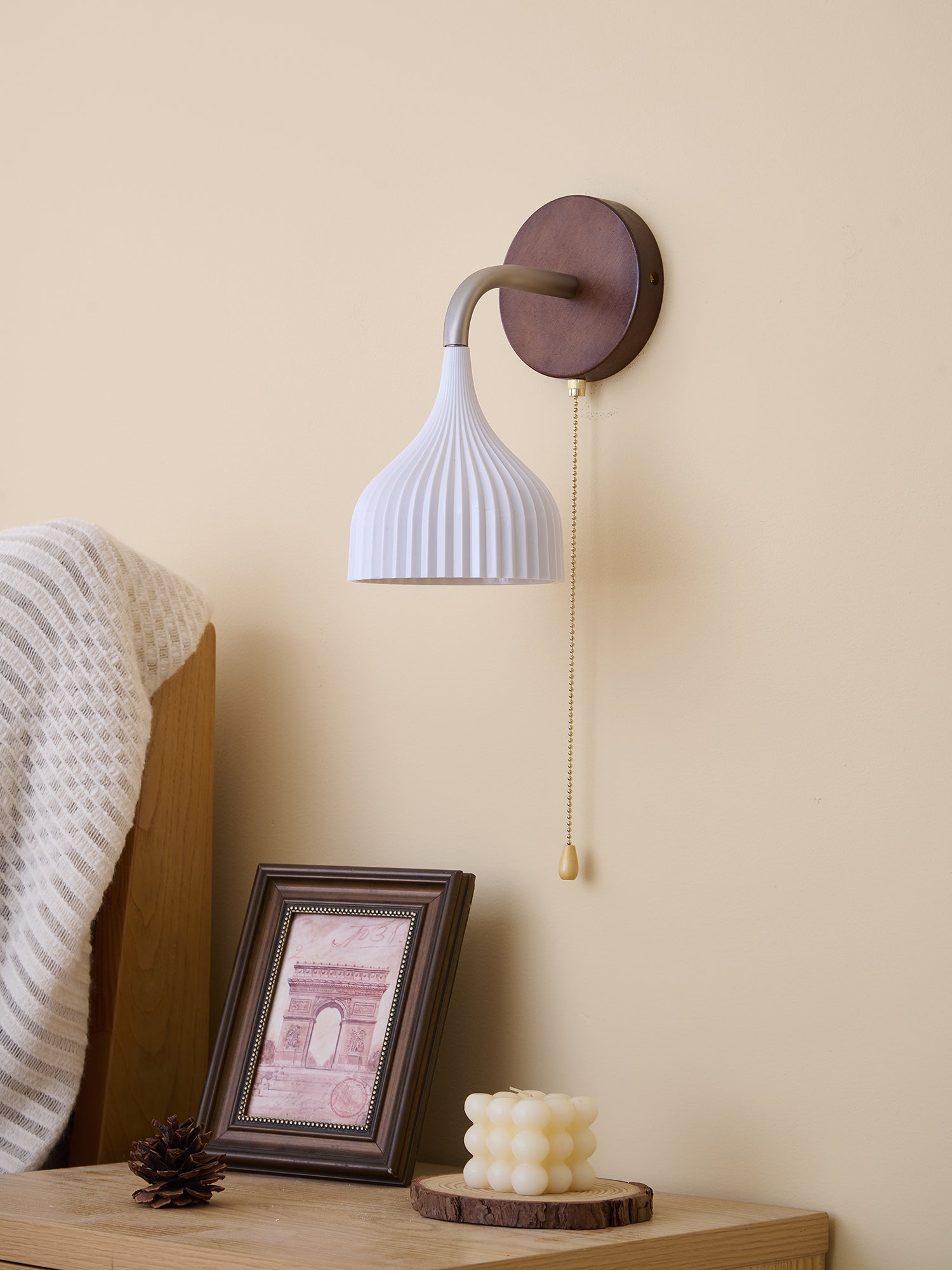 WOW Lucina Wall Lamp