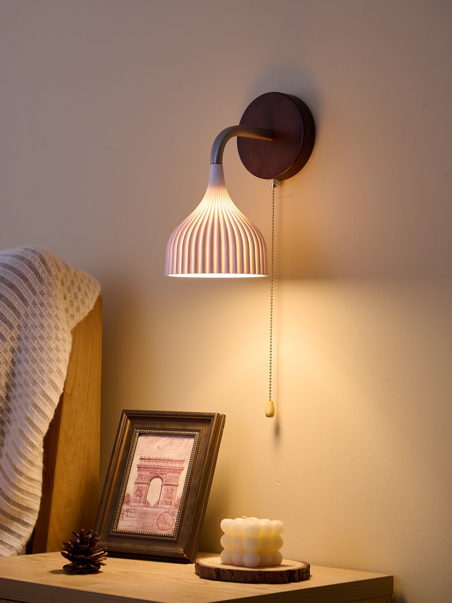 WOW Lucina Wall Lamp
