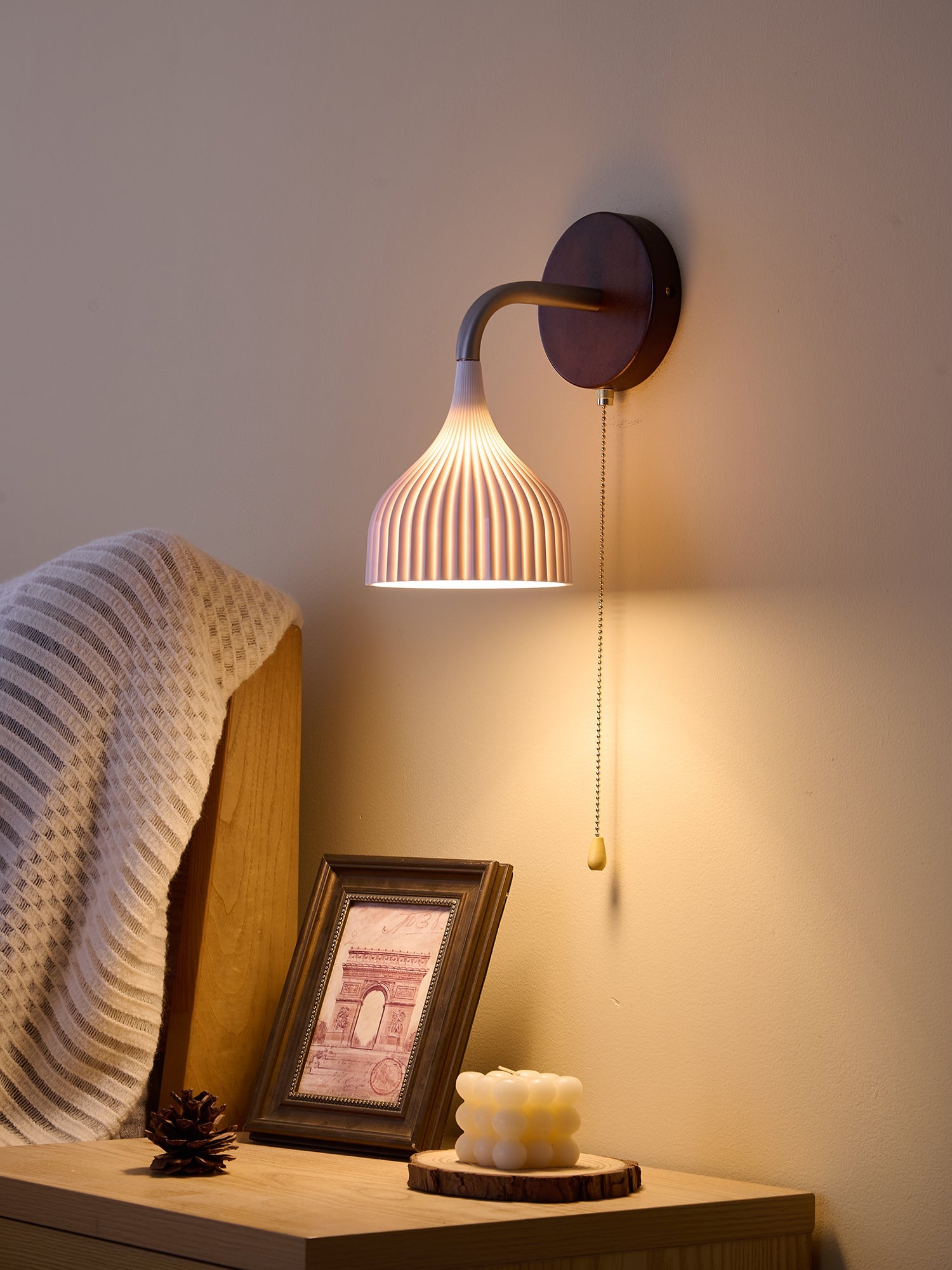WOW Lucina Wall Lamp