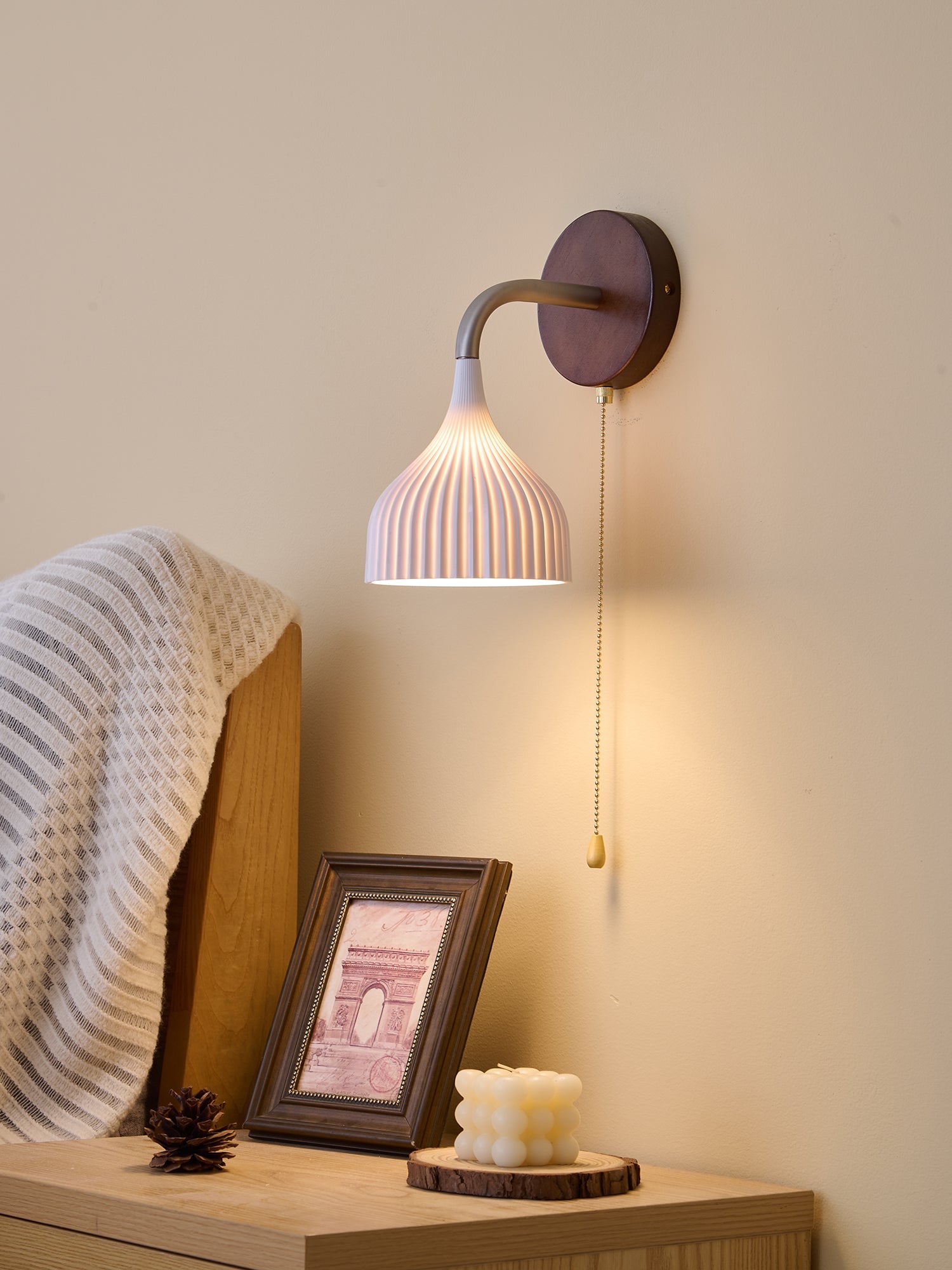WOW Lucina Wall Lamp