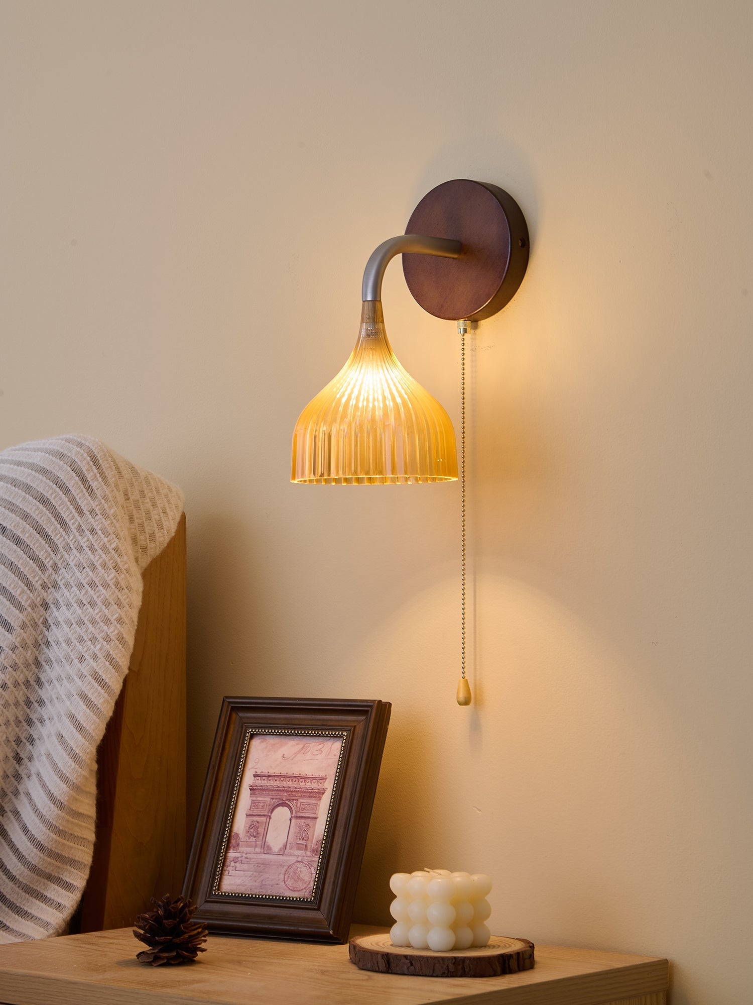 WOW Lucina Wall Lamp