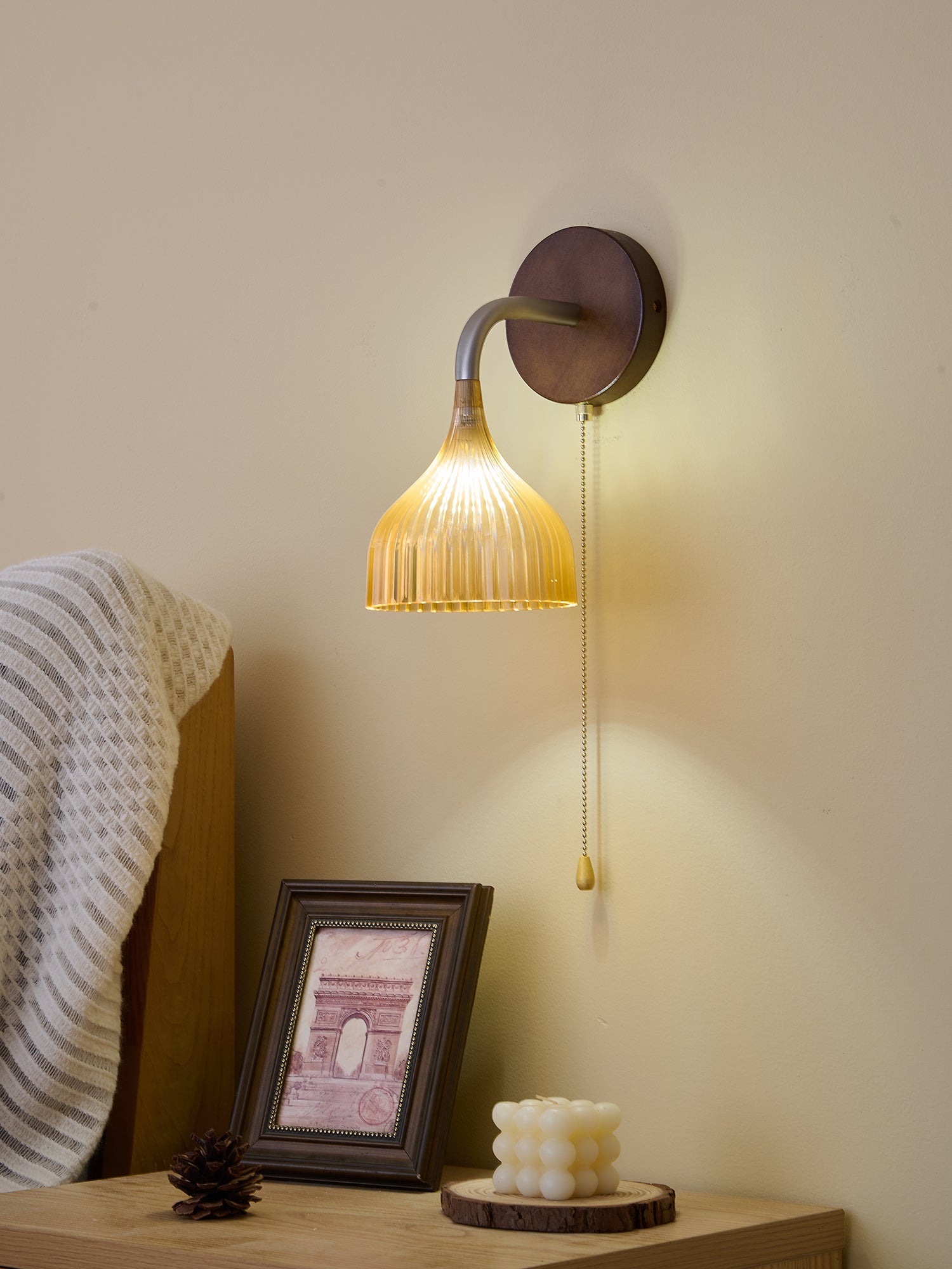 WOW Lucina Wall Lamp