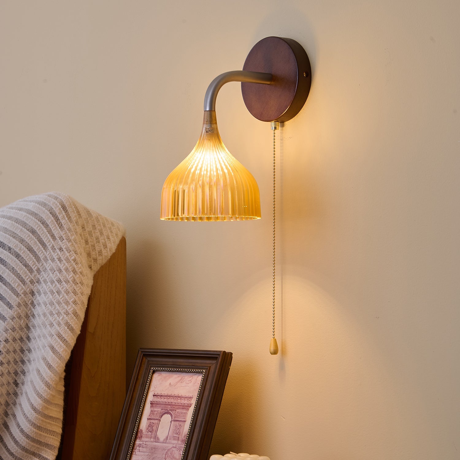 WOW Lucina Wall Lamp