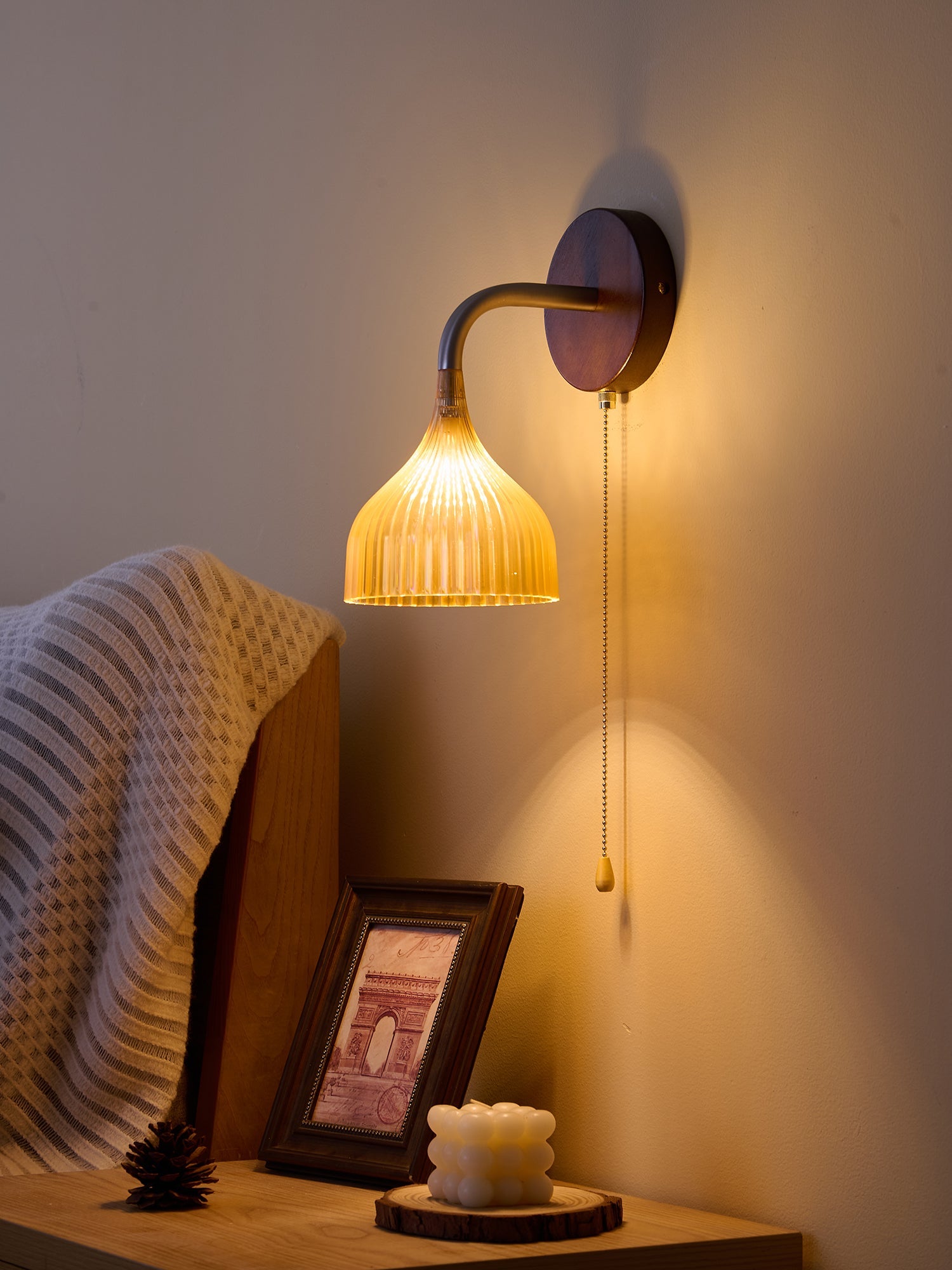 WOW Lucina Wall Lamp