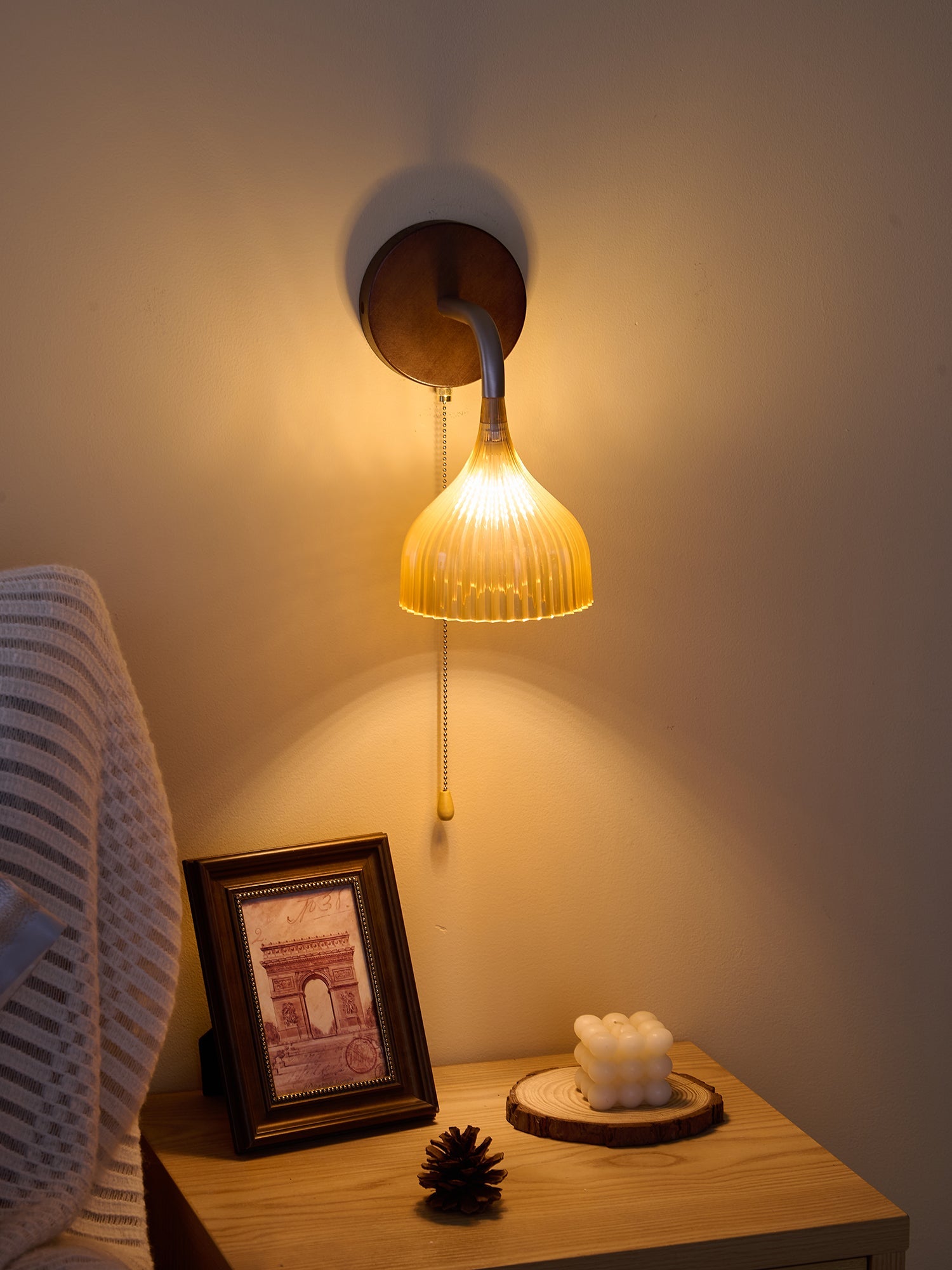 WOW Lucina Wall Lamp