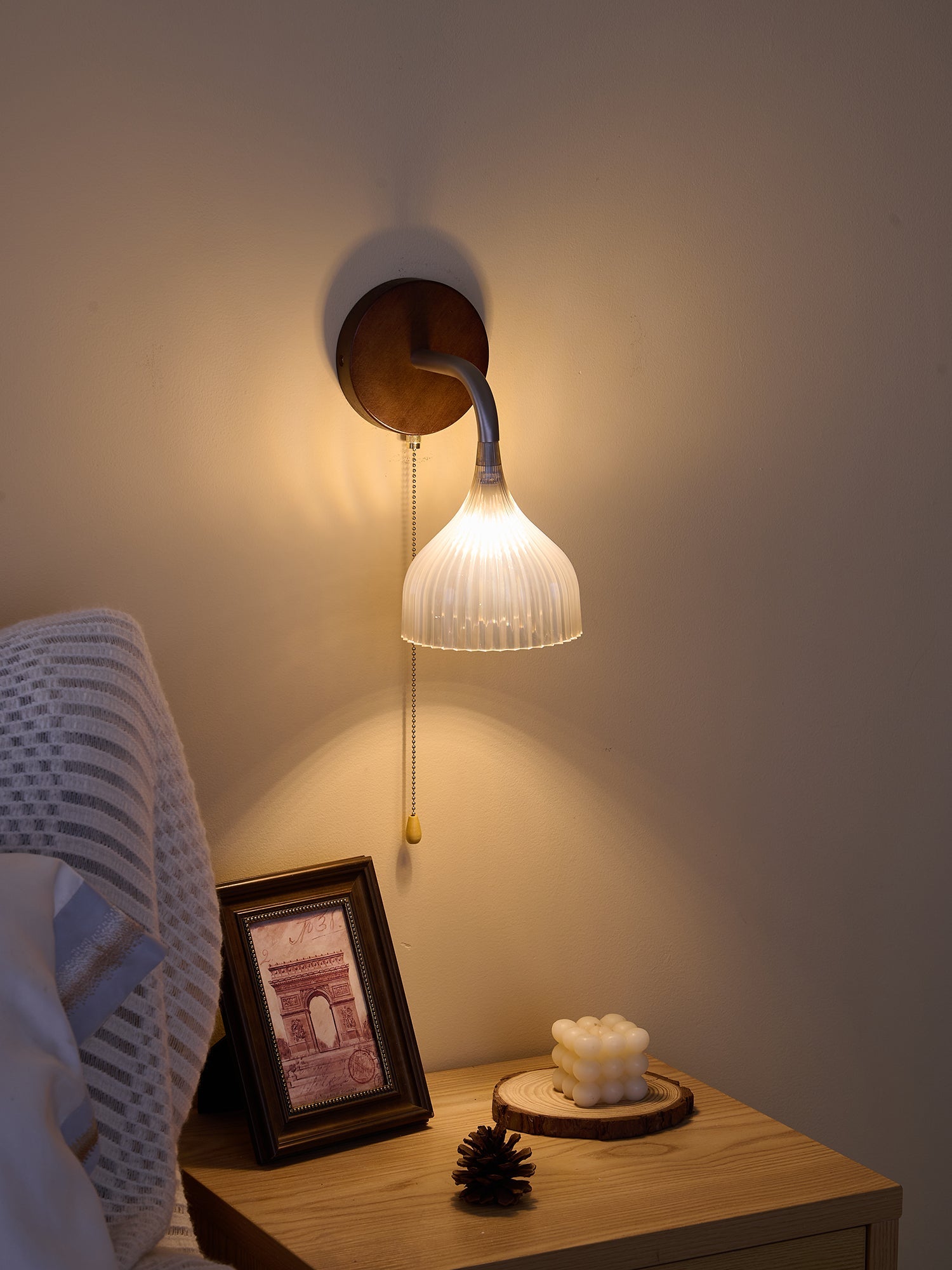 WOW Lucina Wall Lamp