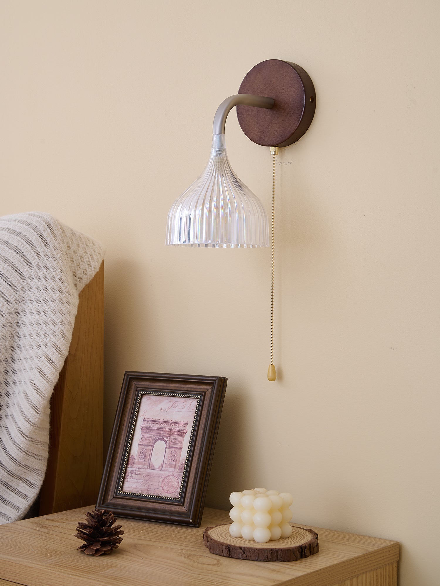 WOW Lucina Wall Lamp