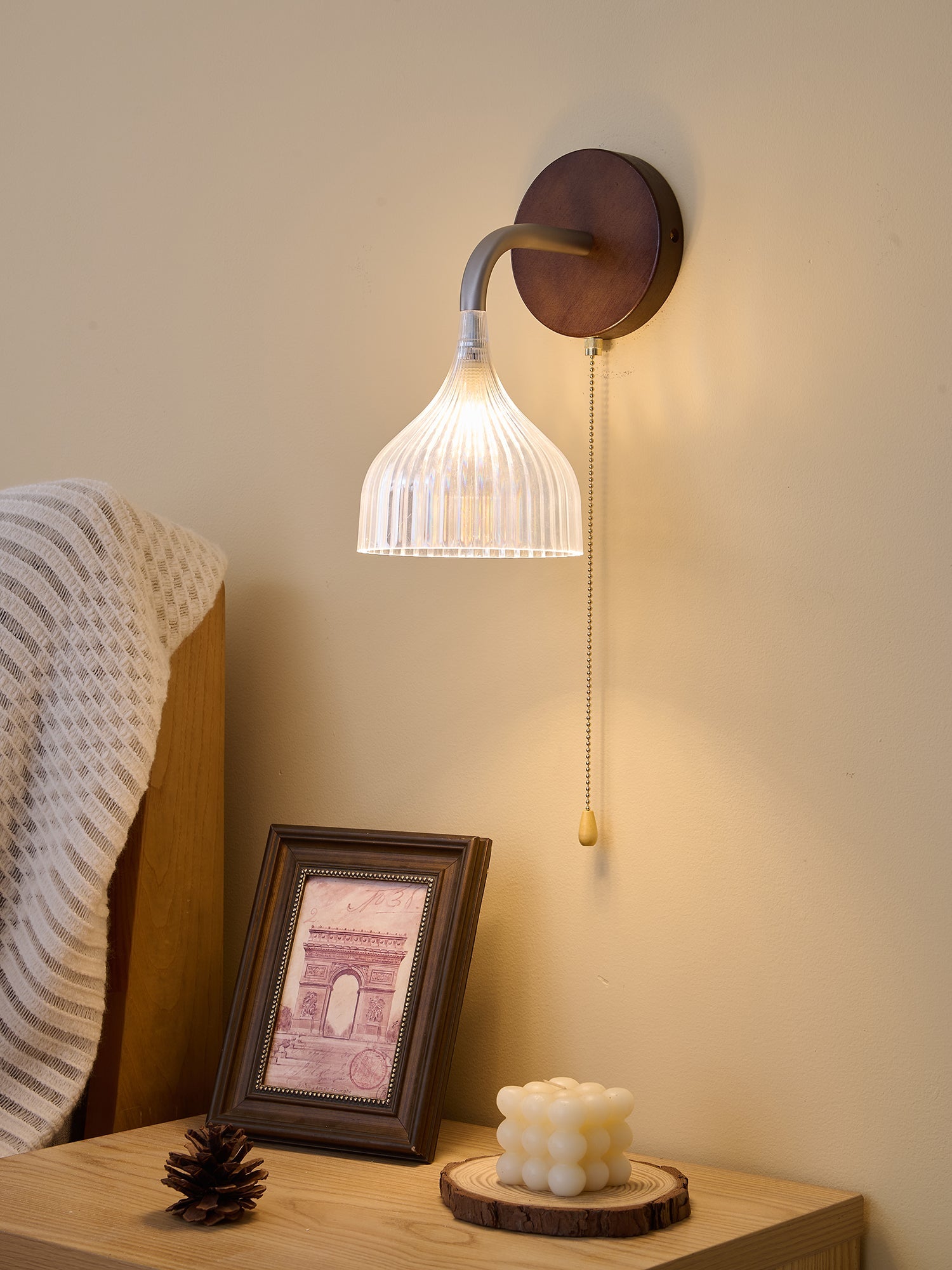 WOW Lucina Wall Lamp