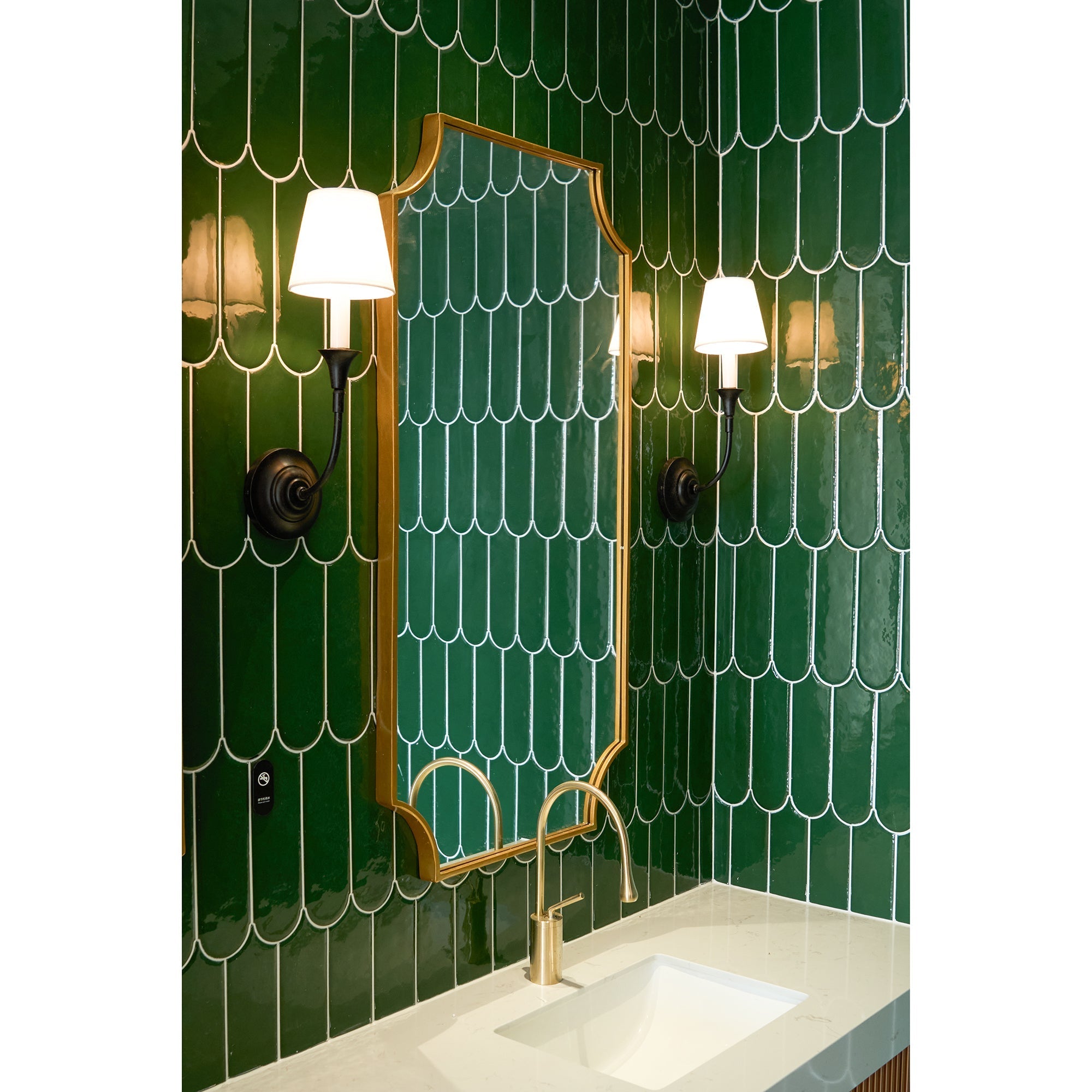 WOW Luella Wall Lamp
